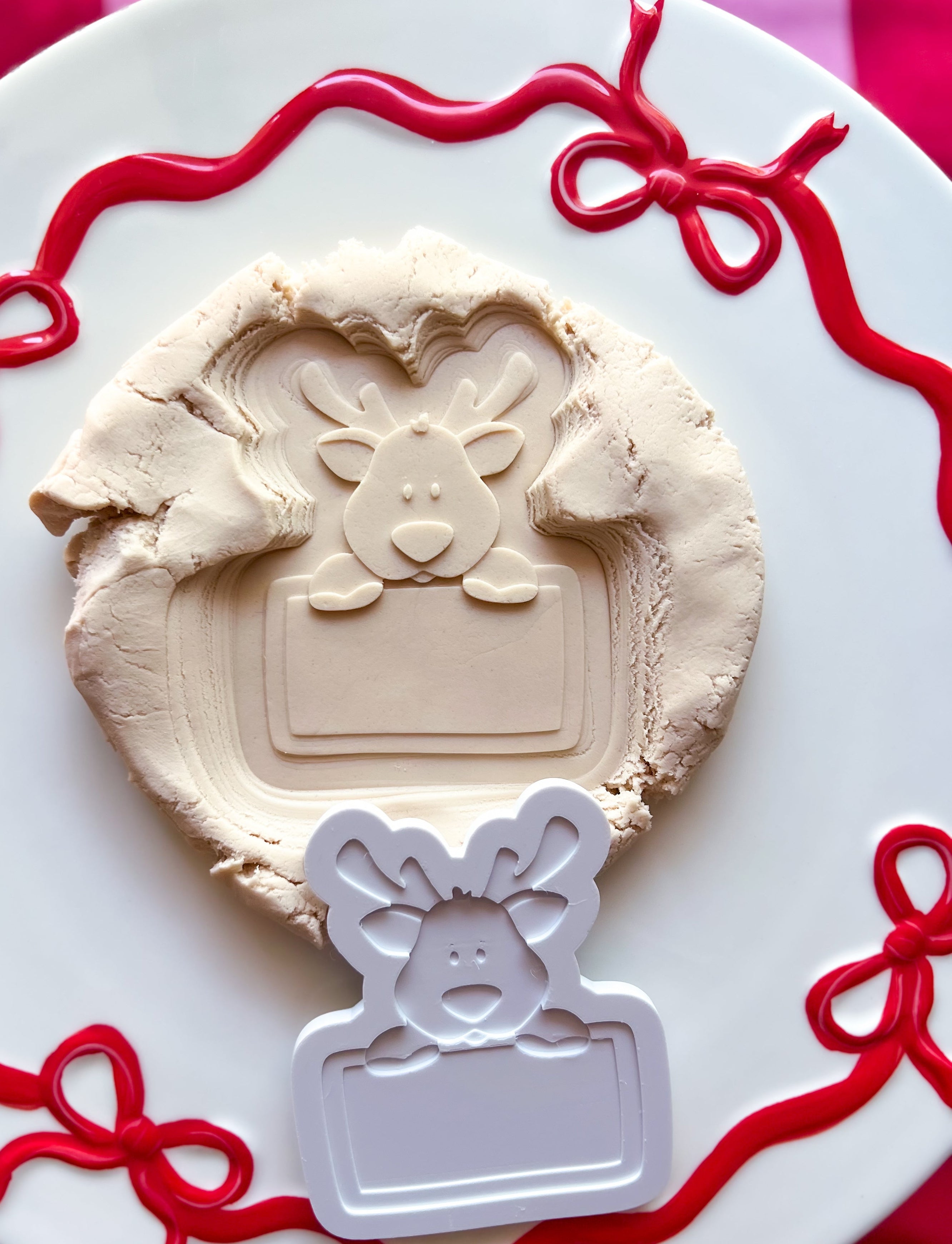 Reindeer name plaque debosser and cutter