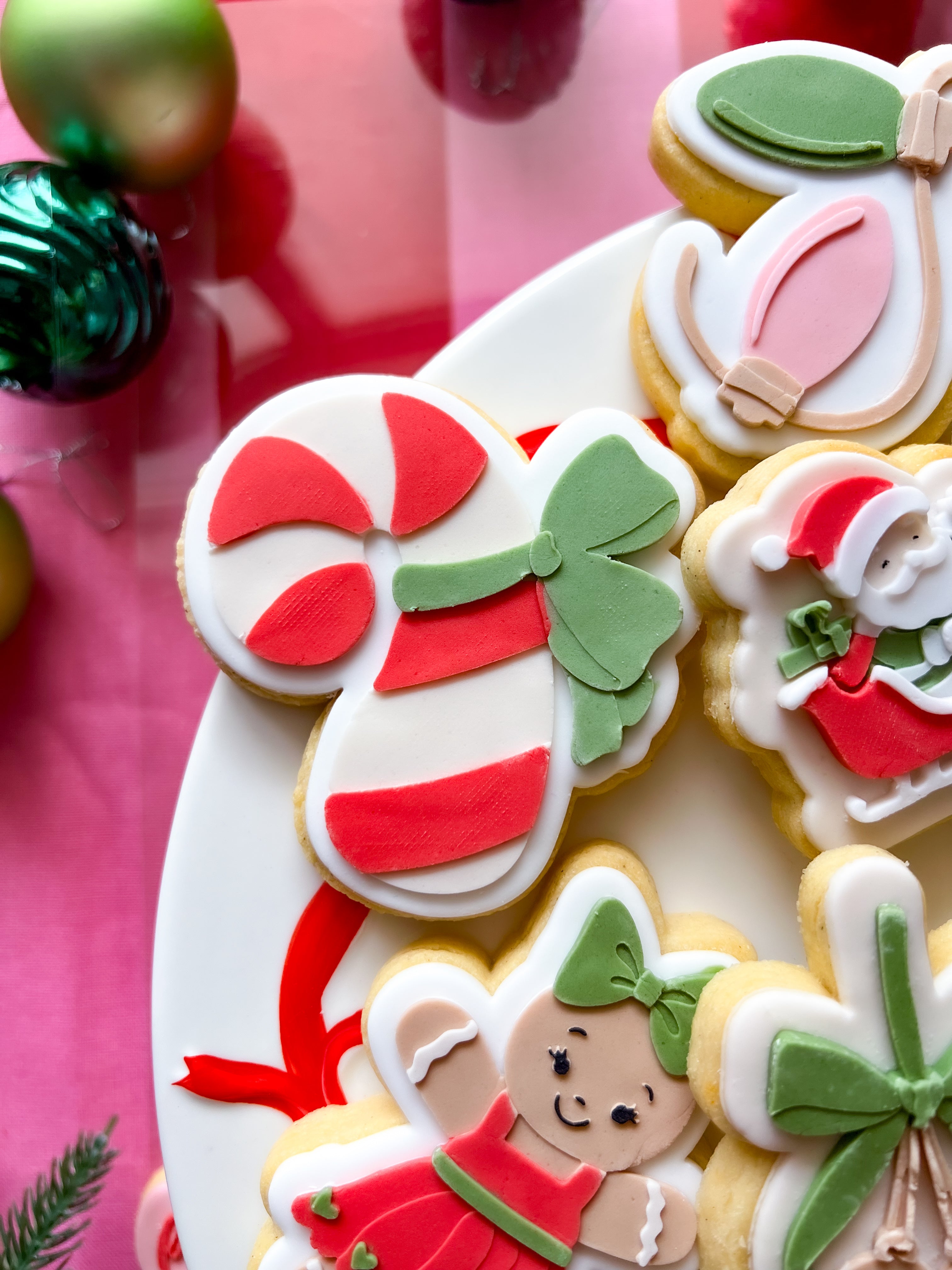Thick candy cane with bow debosser and cutter