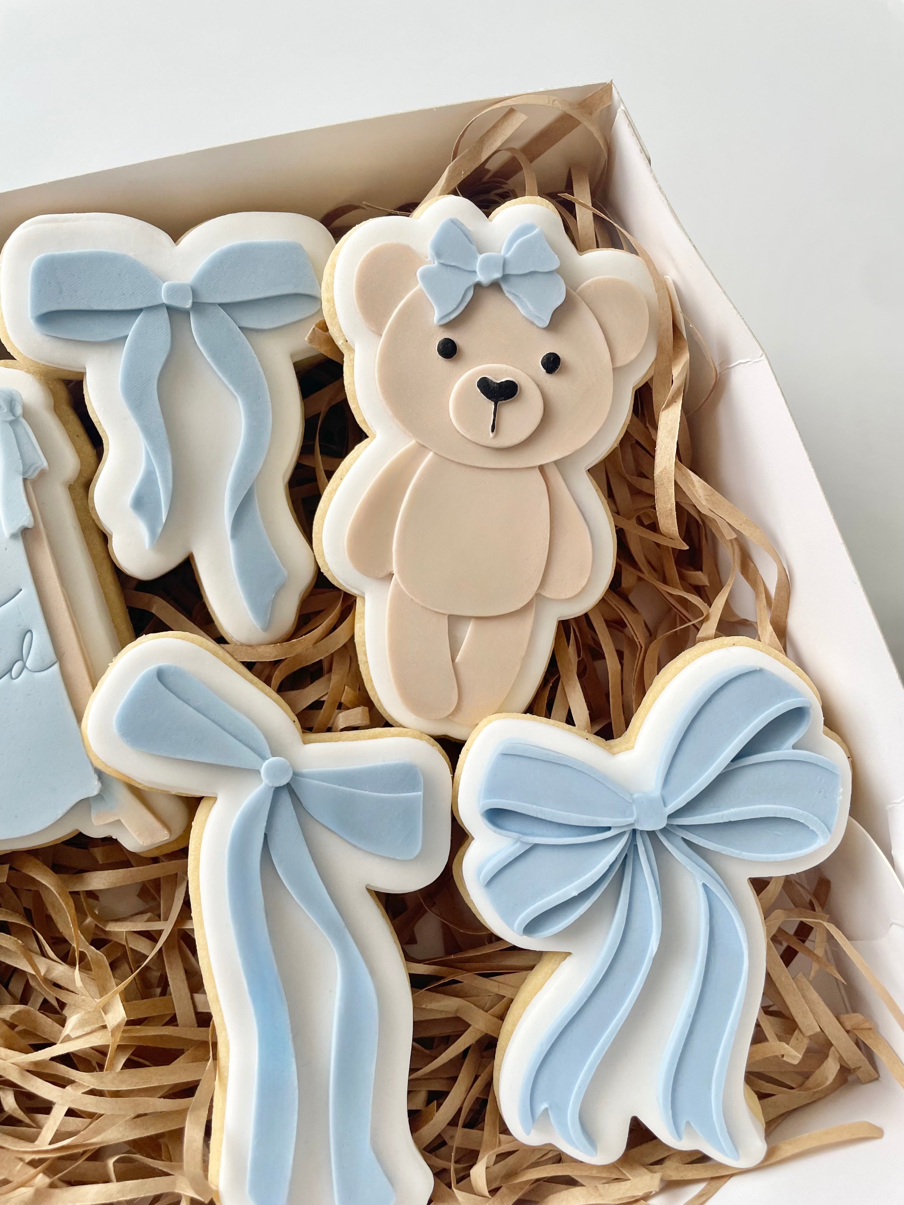 Cute bear with headbow debosser and cutter