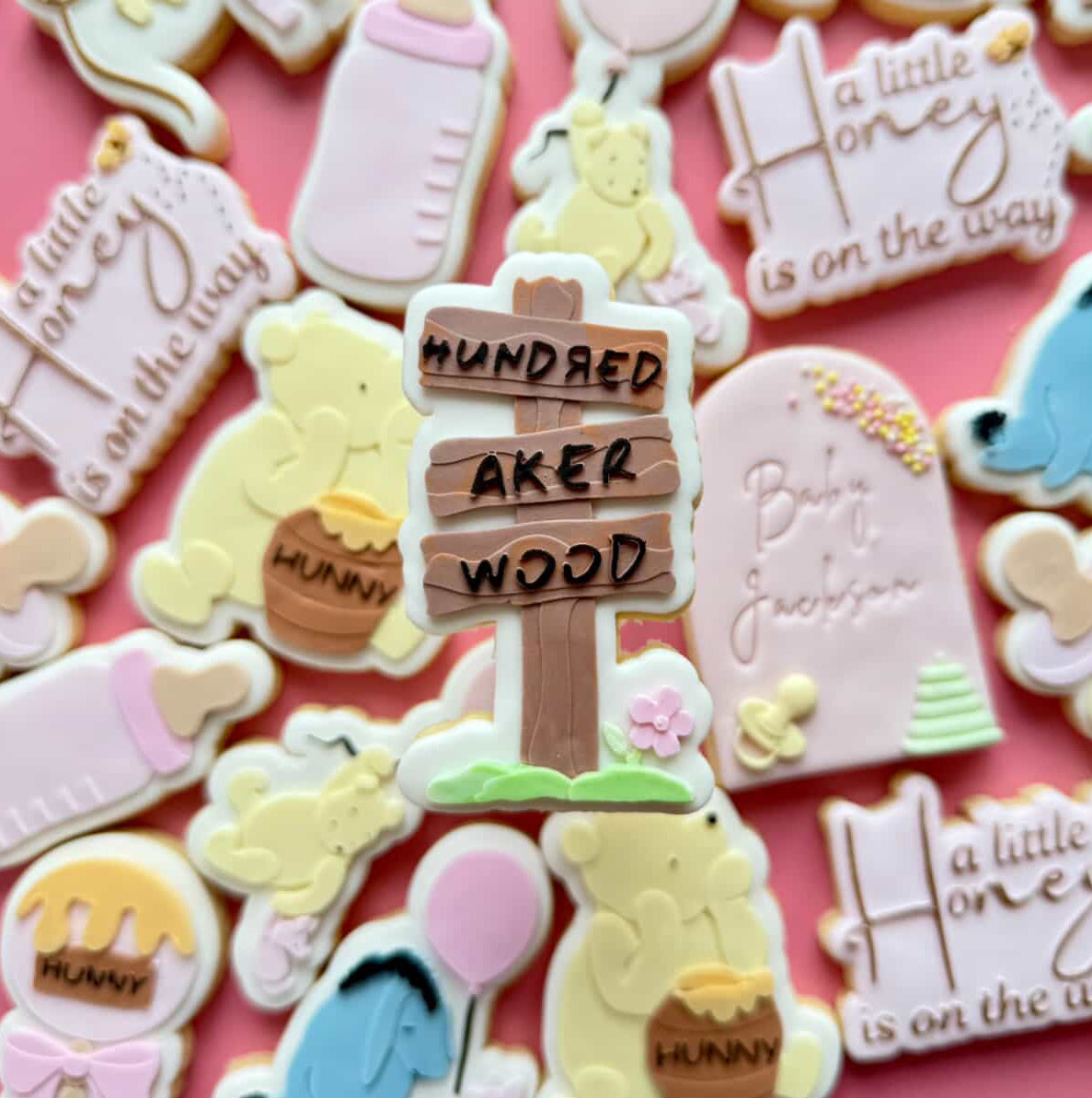 Hundred aker sign debosser and cutter