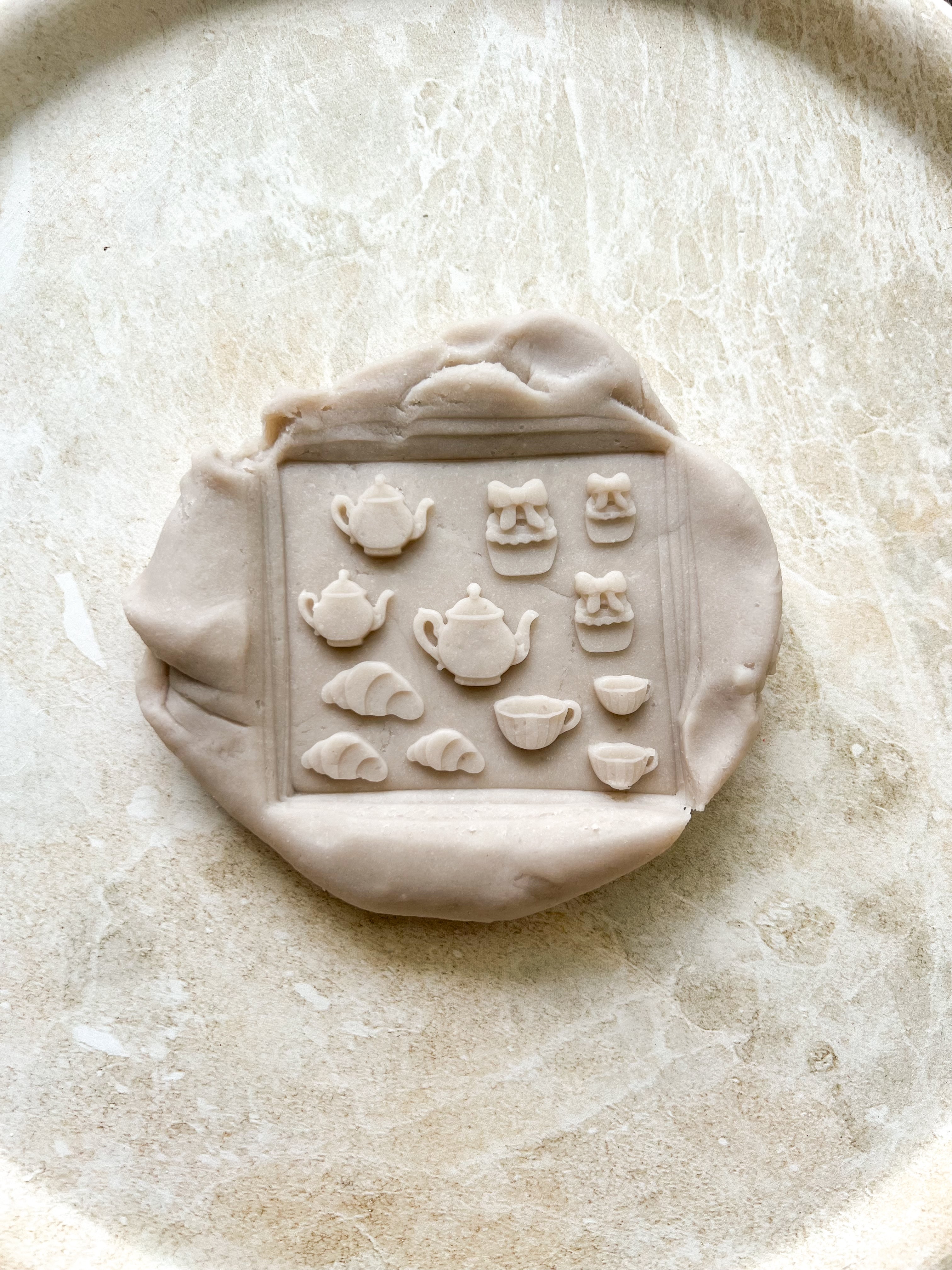 Tea party/ picnic debosser plate only