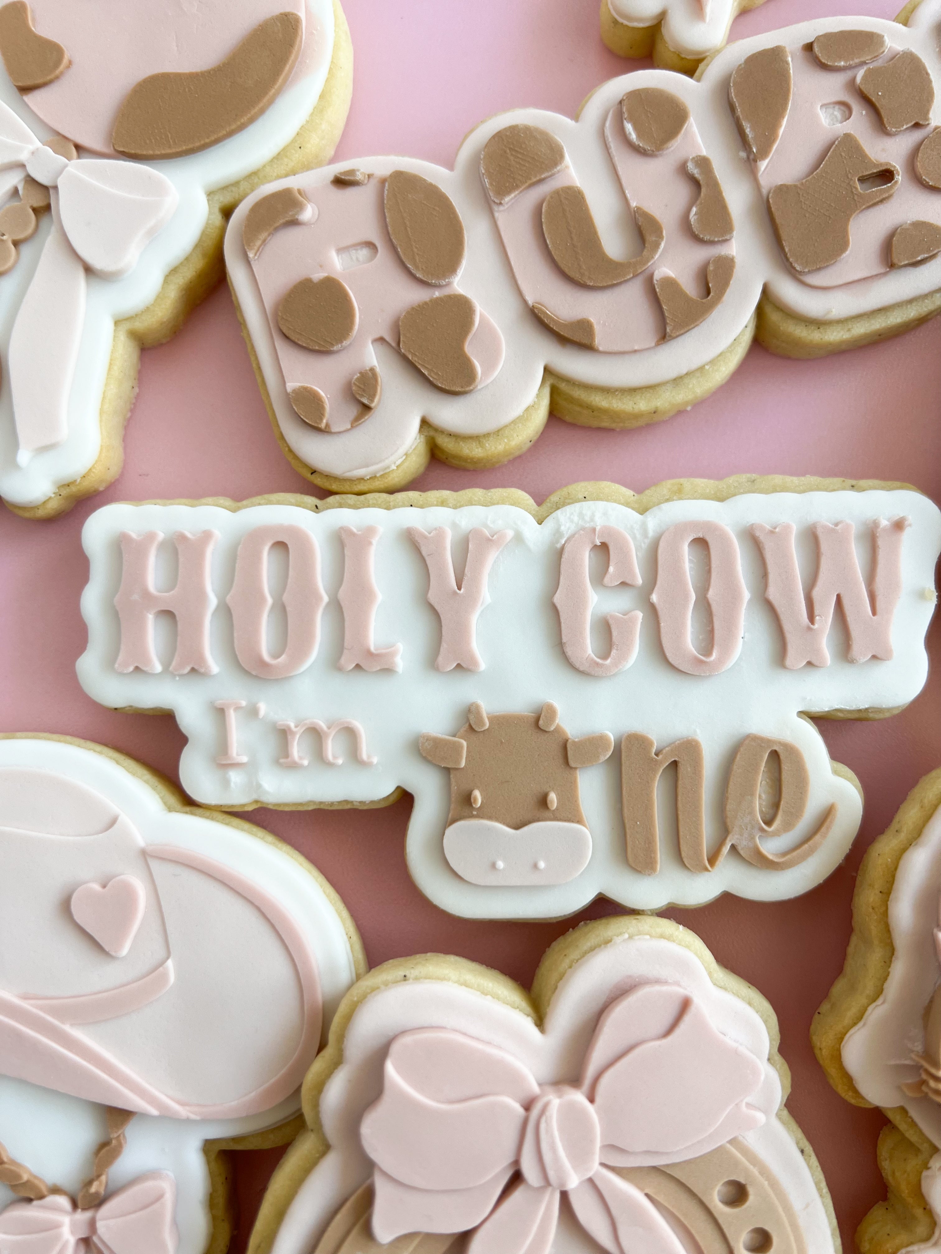 Holy cow I'm One debosser and cutter