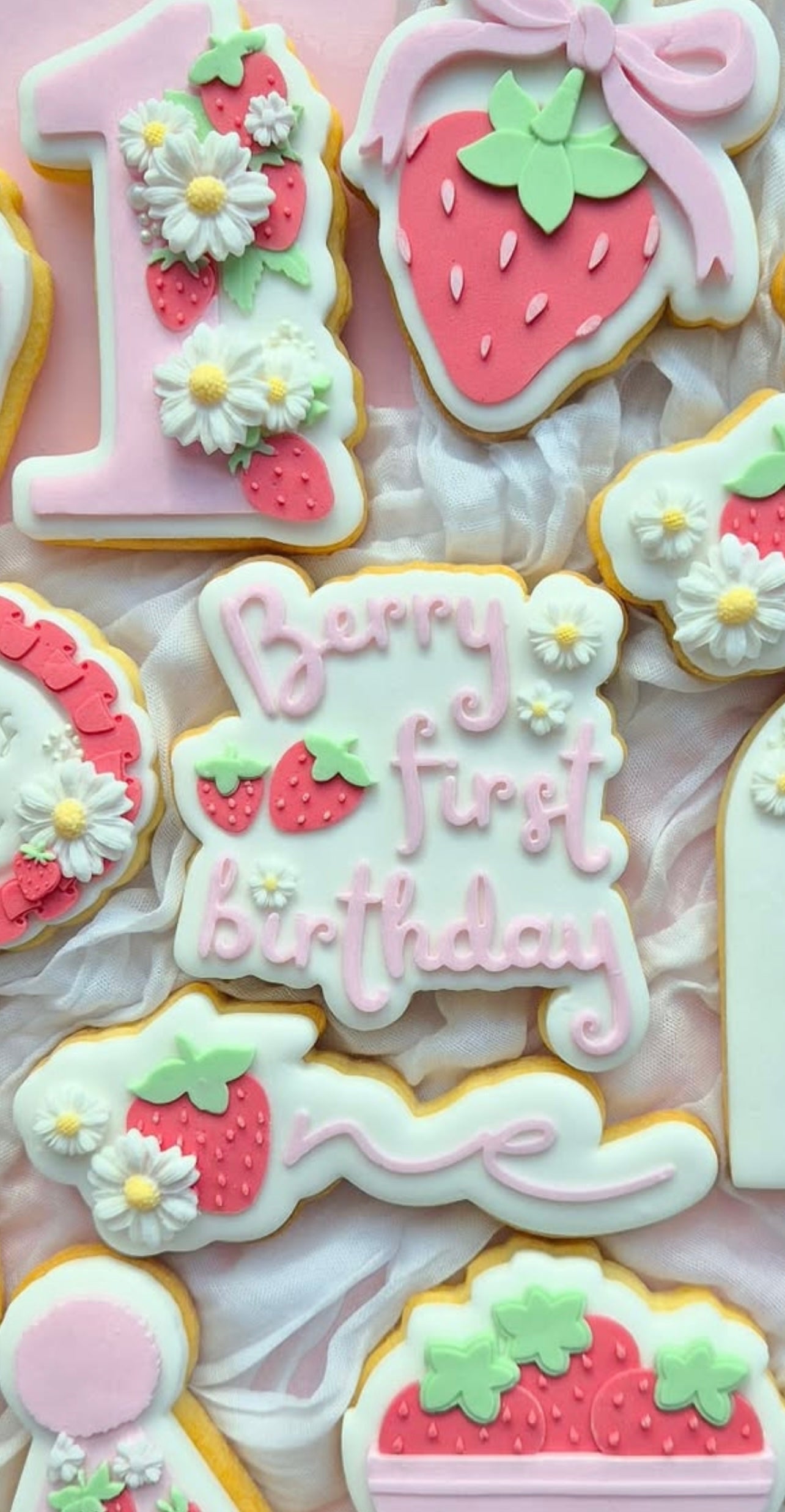 Berry first birthday V2 debosser and cutter