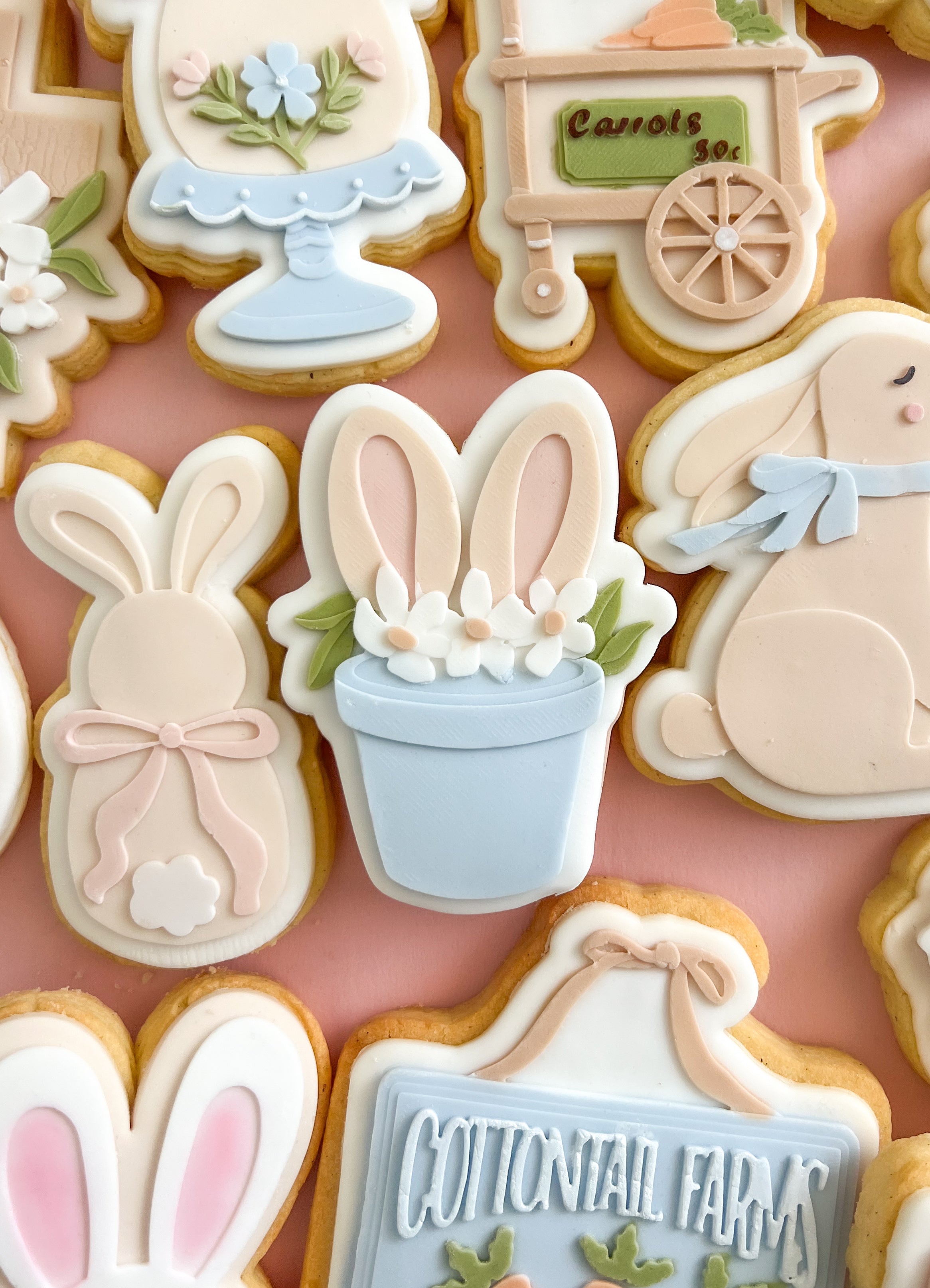 Floral bunny ears in pot debosser and cutter