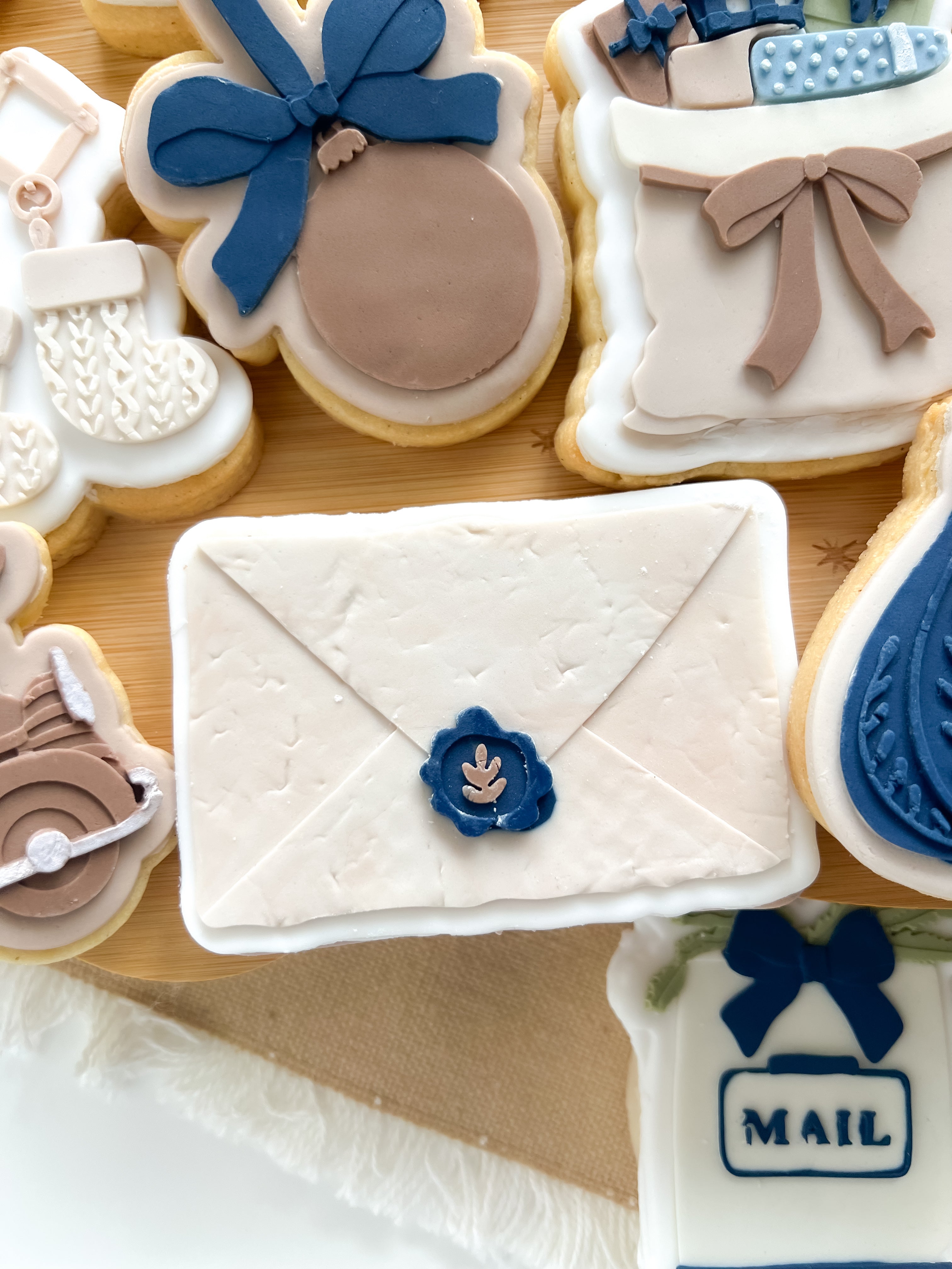 Christmas letter debosser and cutter