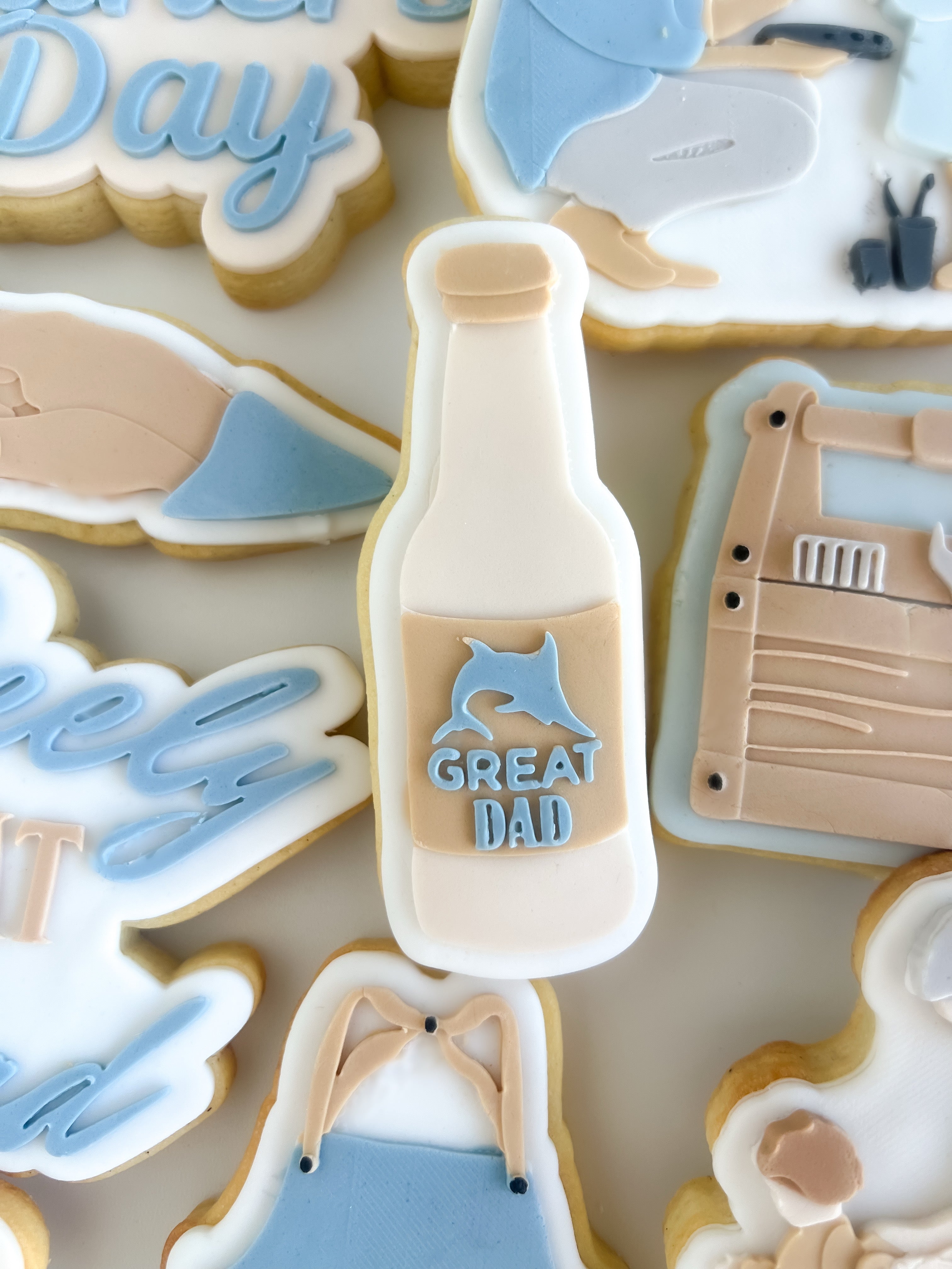 Great Dad beer bottle debosser and cutter