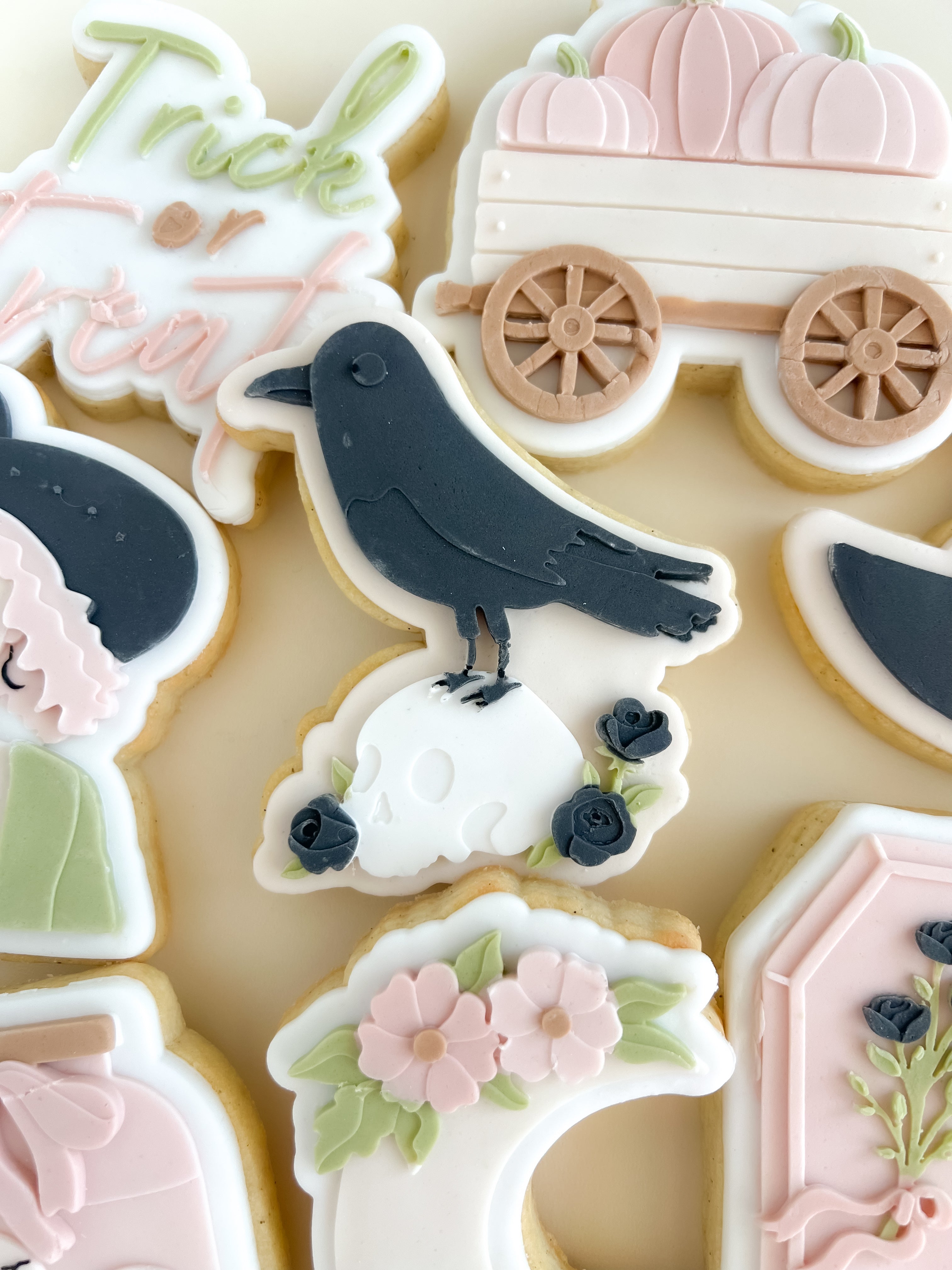 Crow on skull debosser and cutter