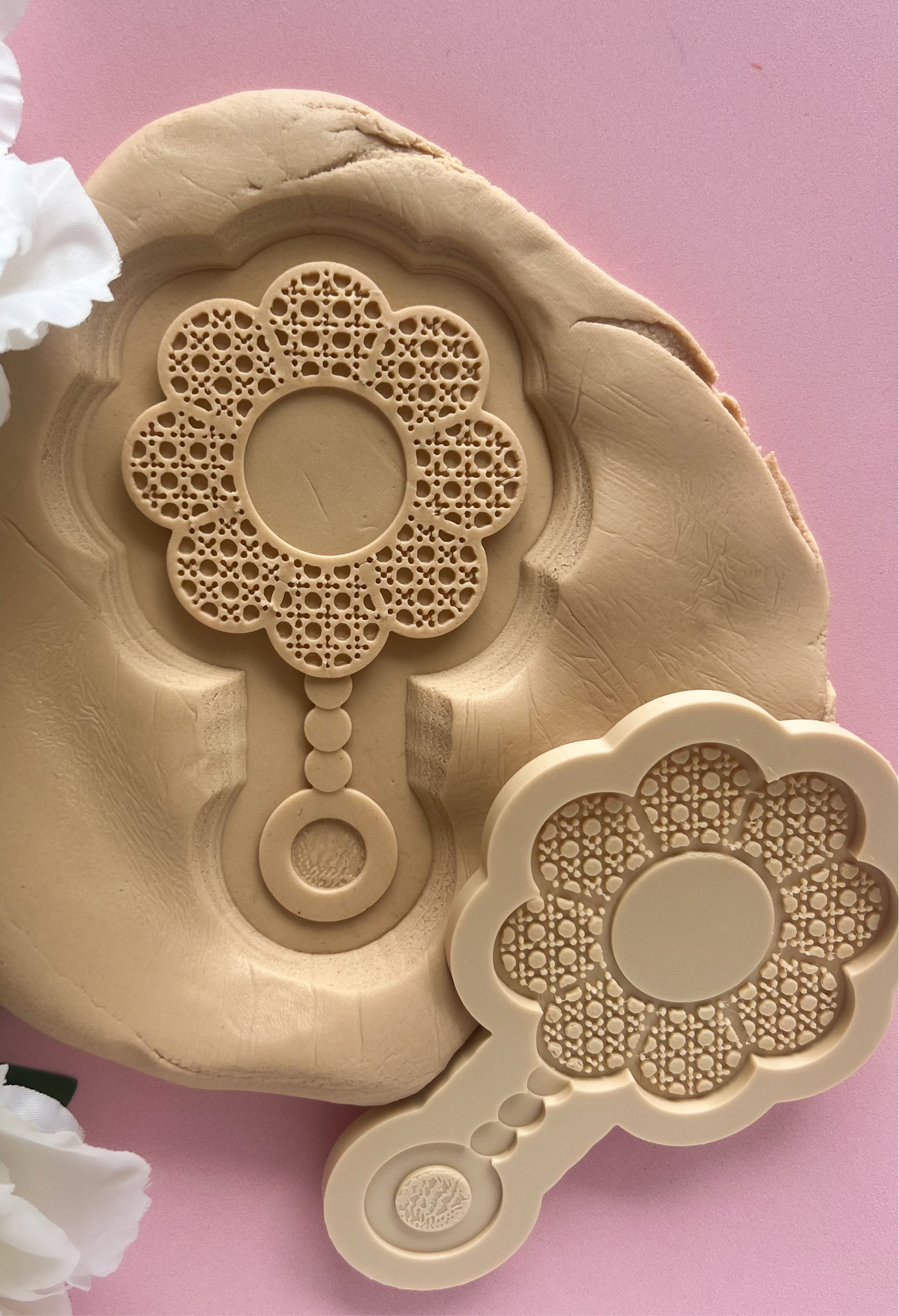 Rattan baby rattle debosser and cutter