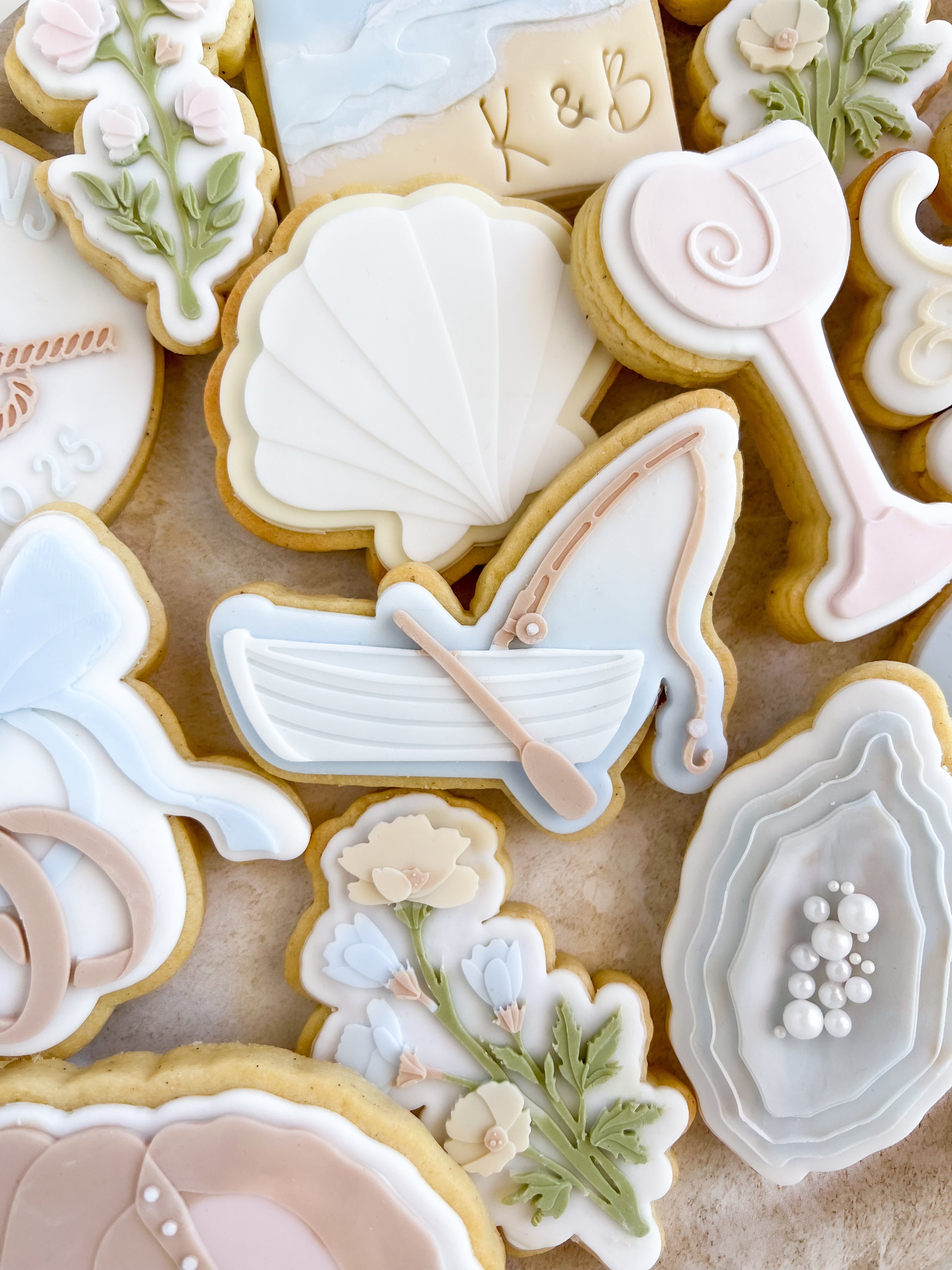 Wooden boat with fishing line debosser and cutter