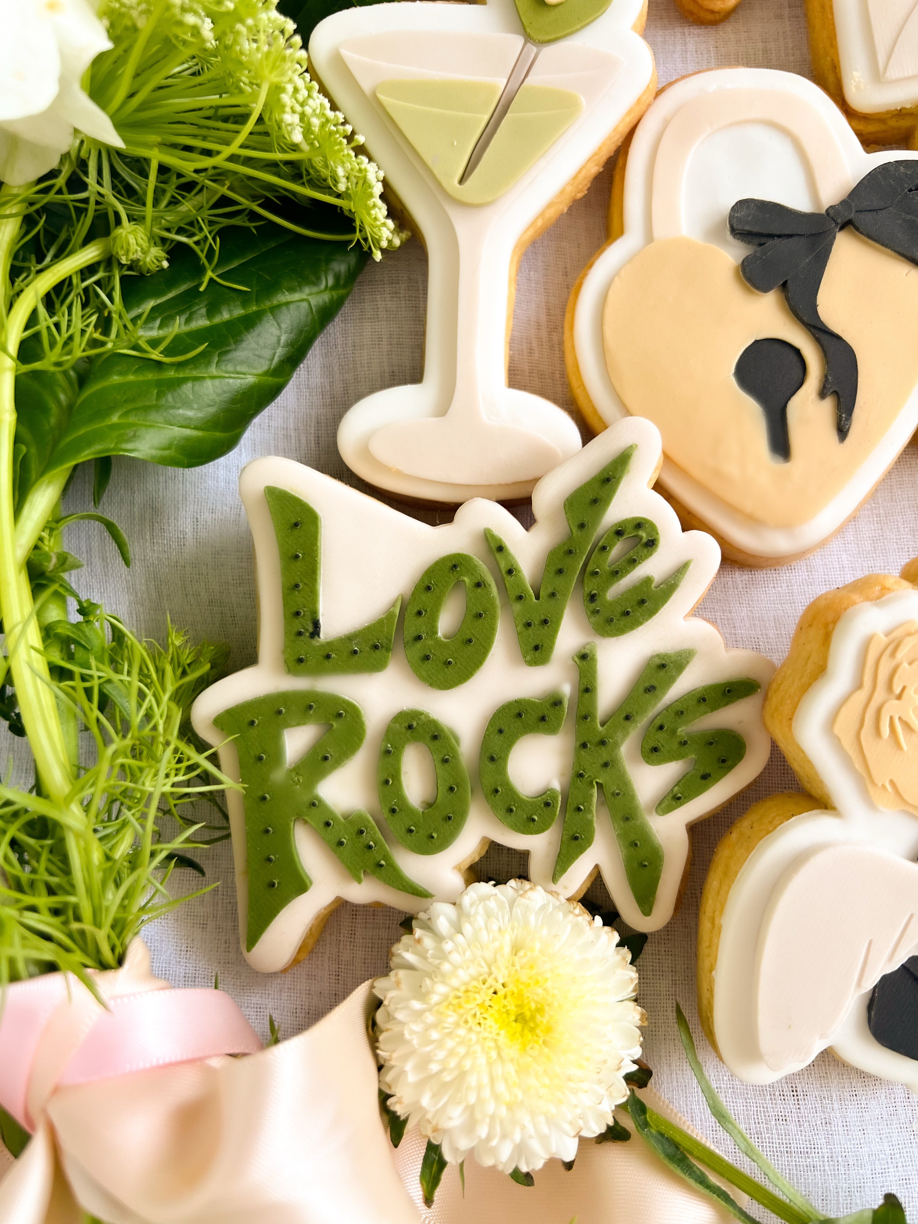 Love rocks debosser and cutter