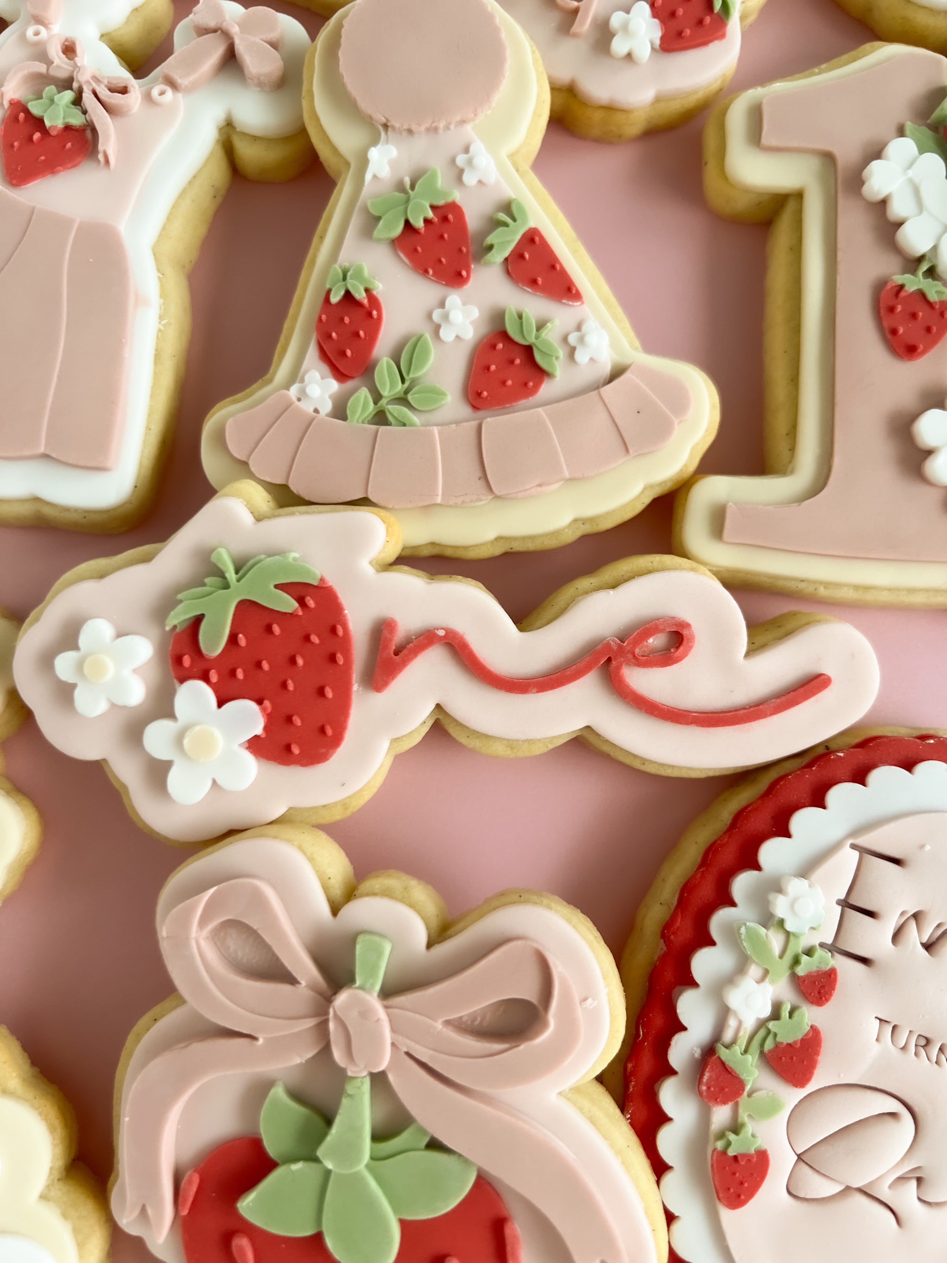 Strawberry one debosser and cutter