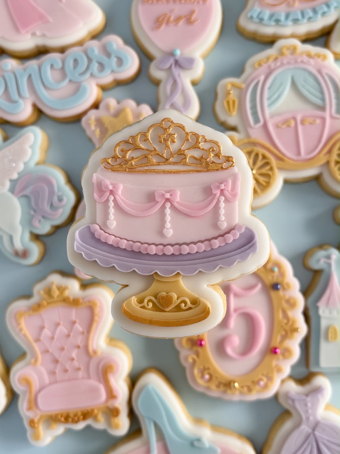 Princess cake debosser and cutter