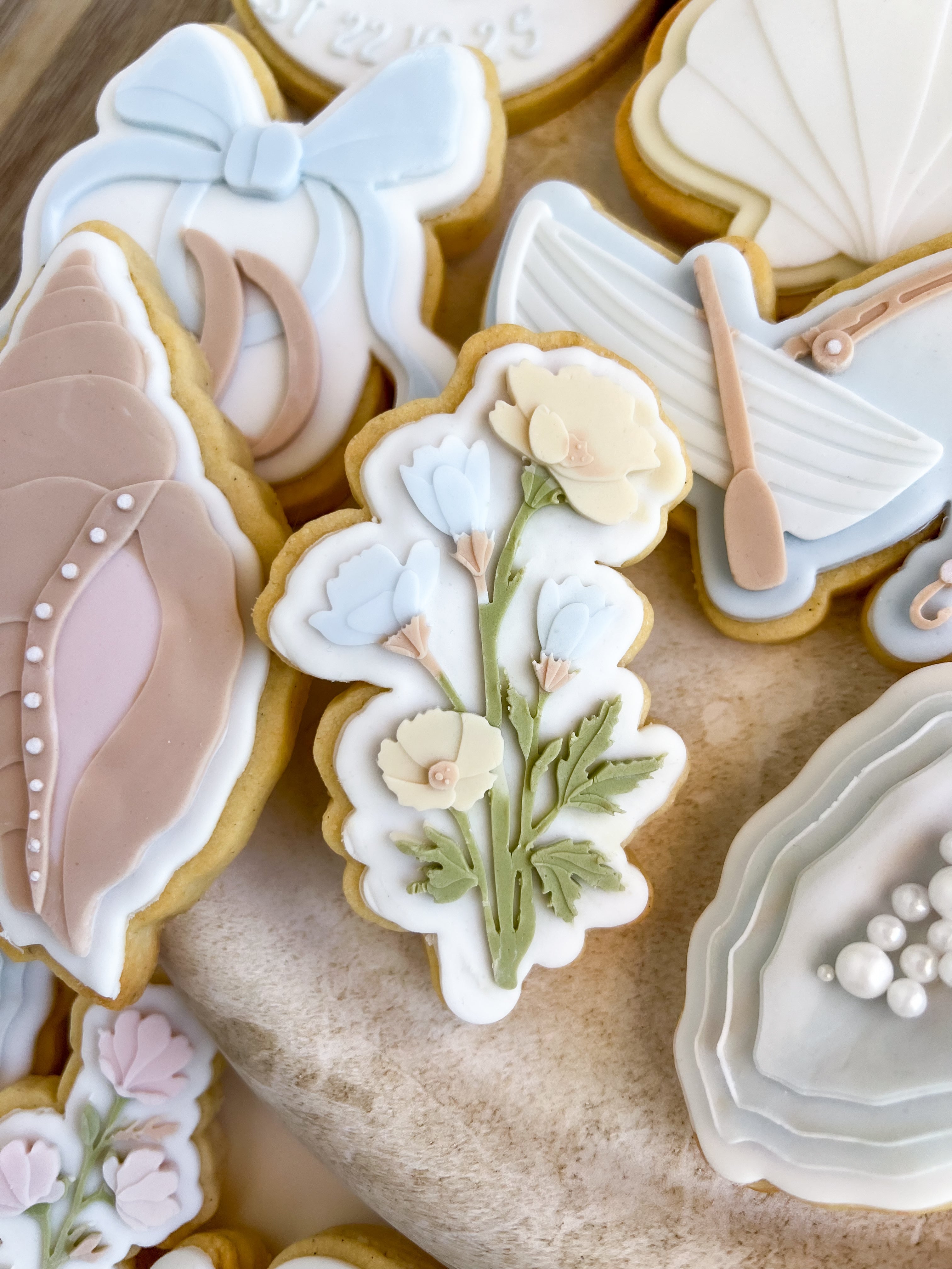 Wildflowers V1 debosser and cutter