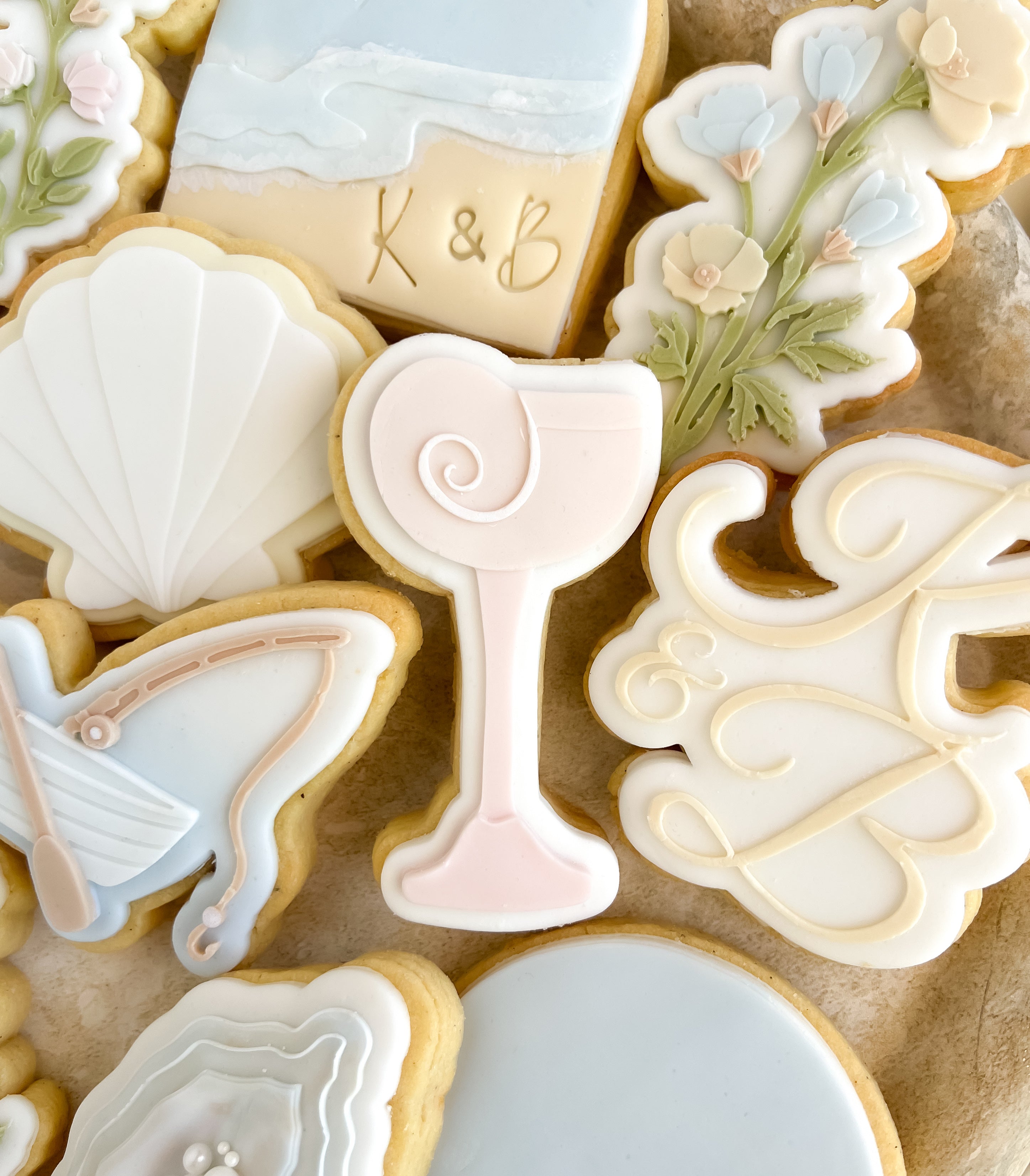 Shell cocktail glass debosser and cutter