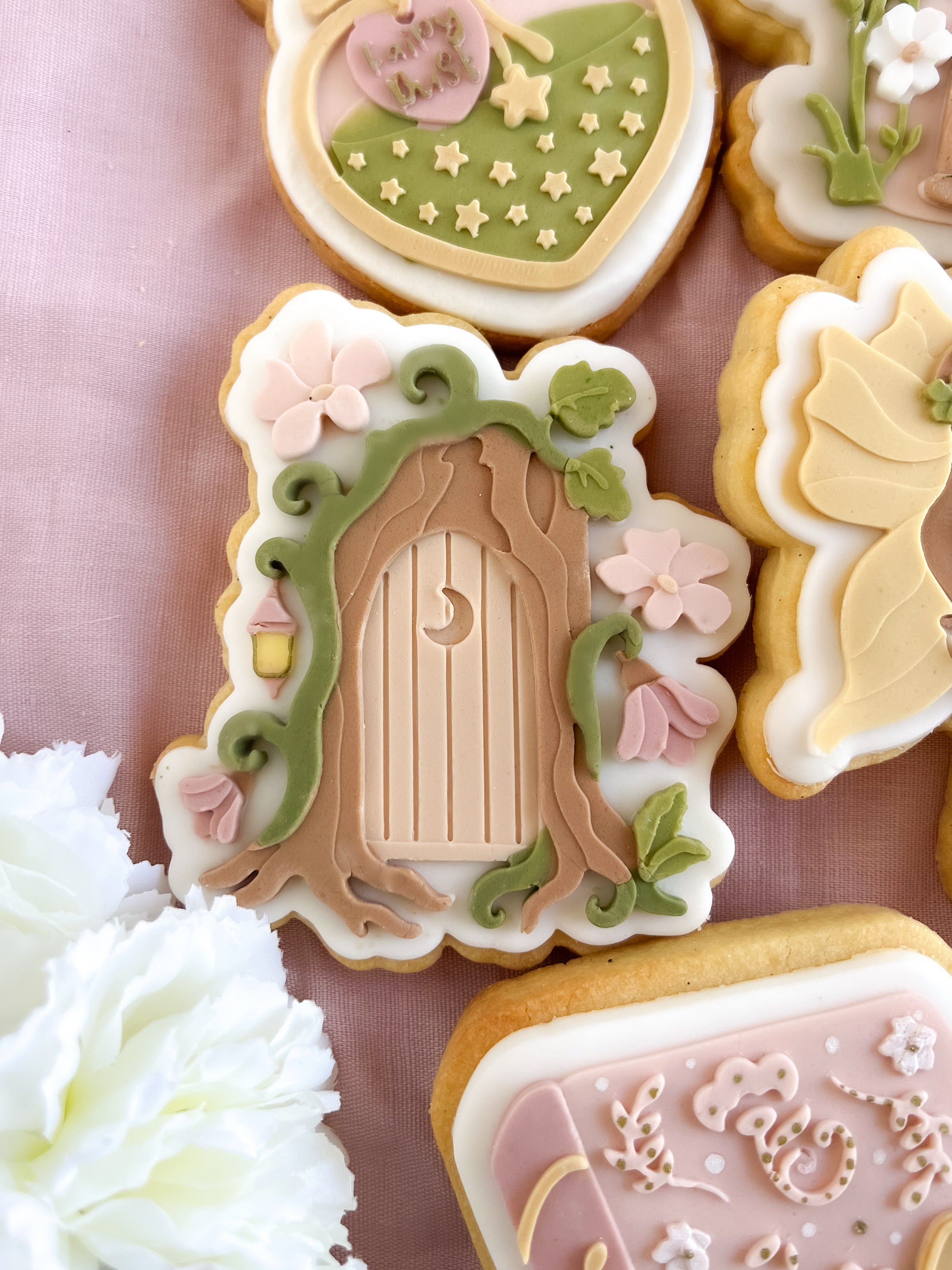 Fairy door debosser and cutter