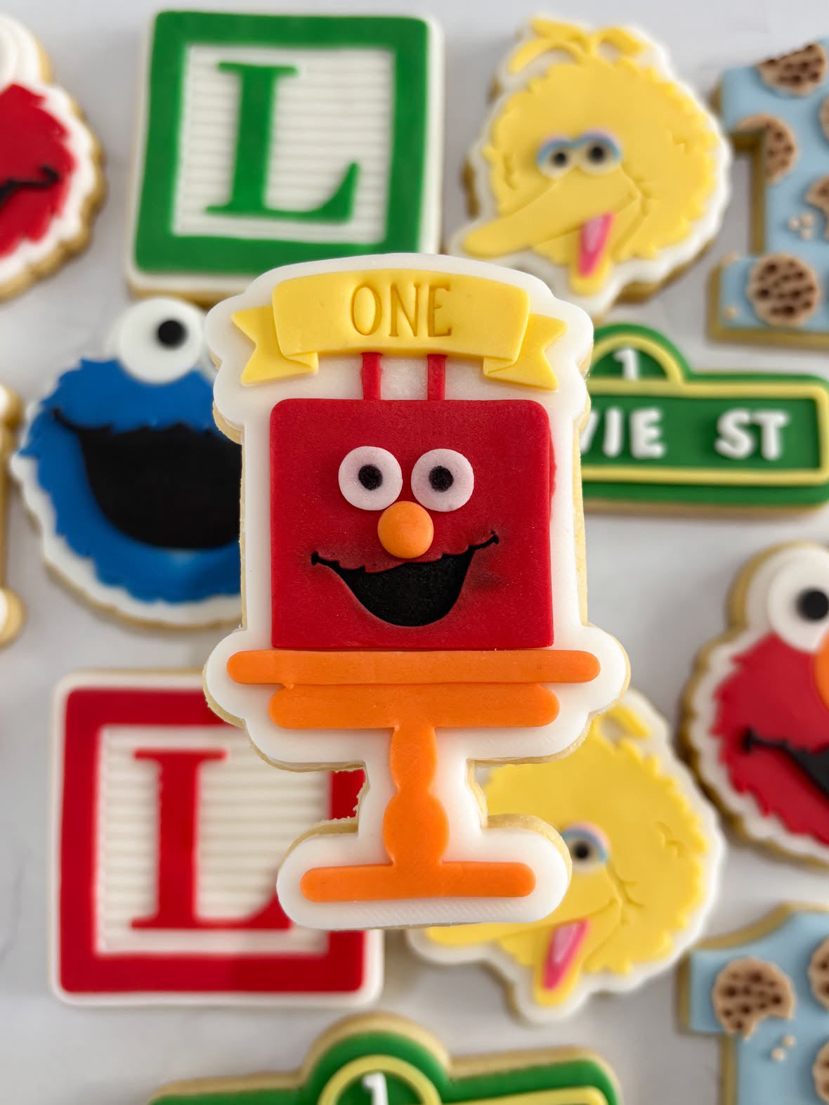 Banner cake with face Debosser and cutter