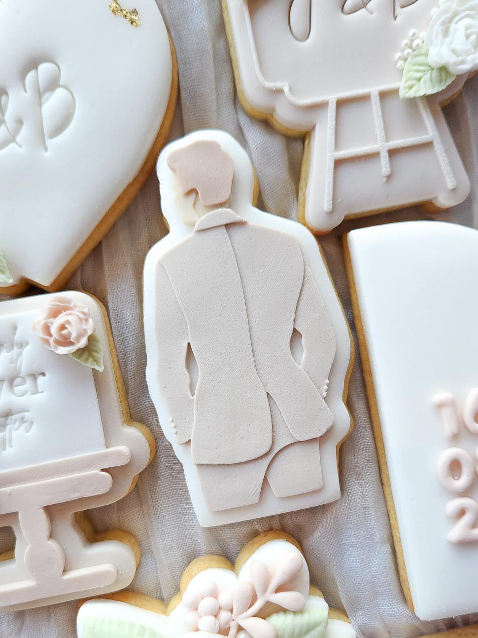 Suited man/ Groom V1 debosser and cutter