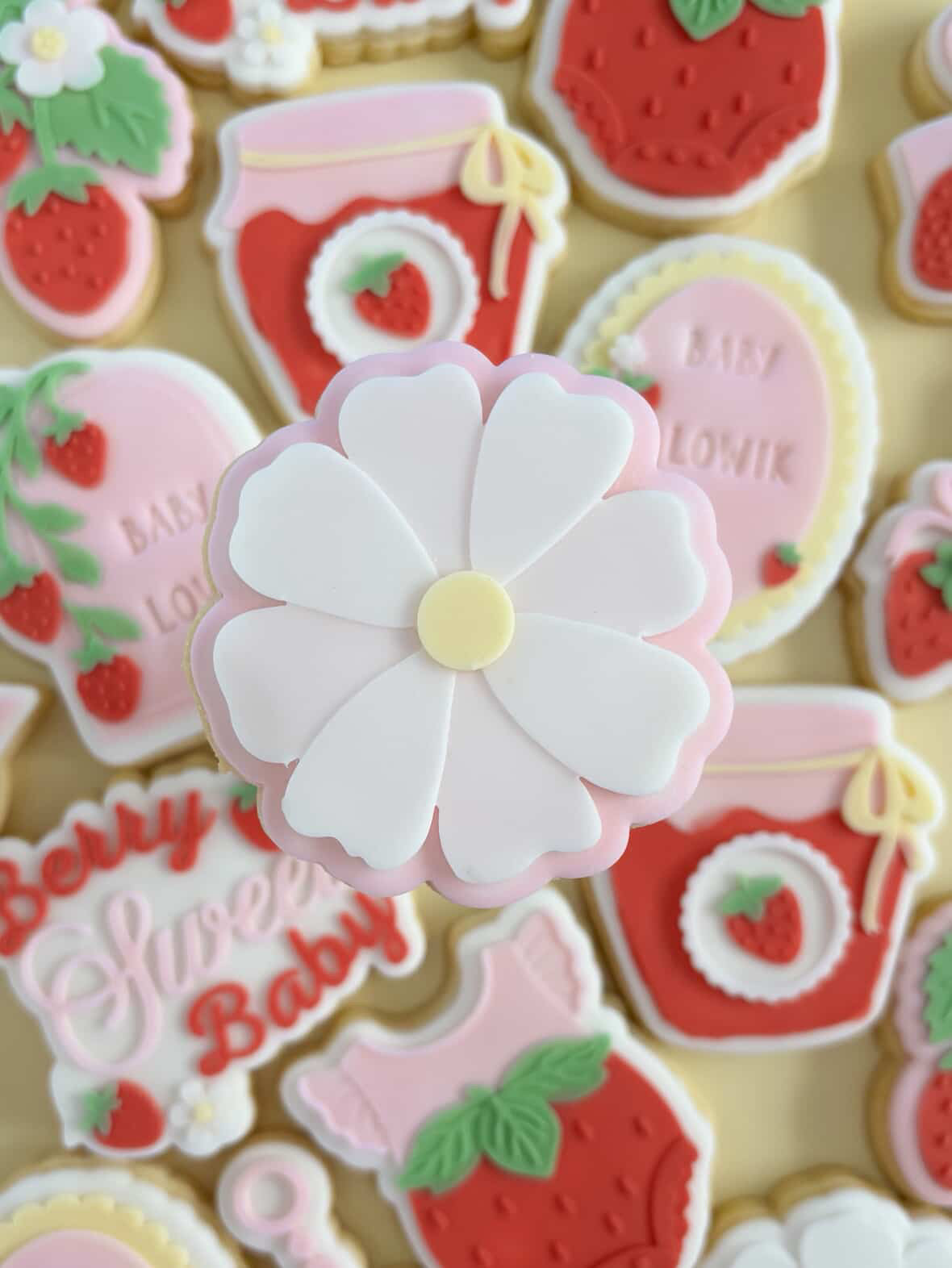 Daisy debosser and cutter