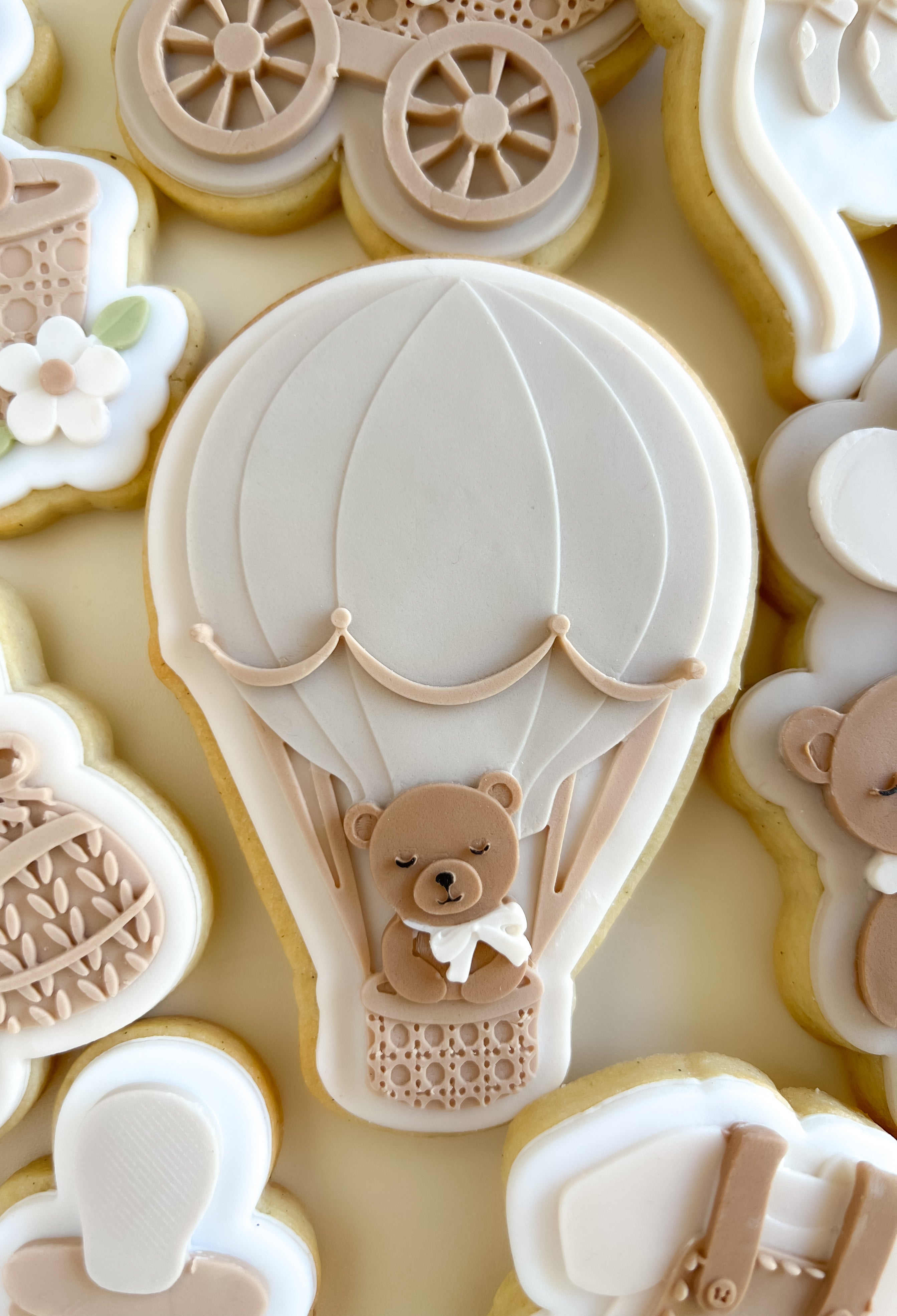 Bear in hot air balloon debosser and cutter