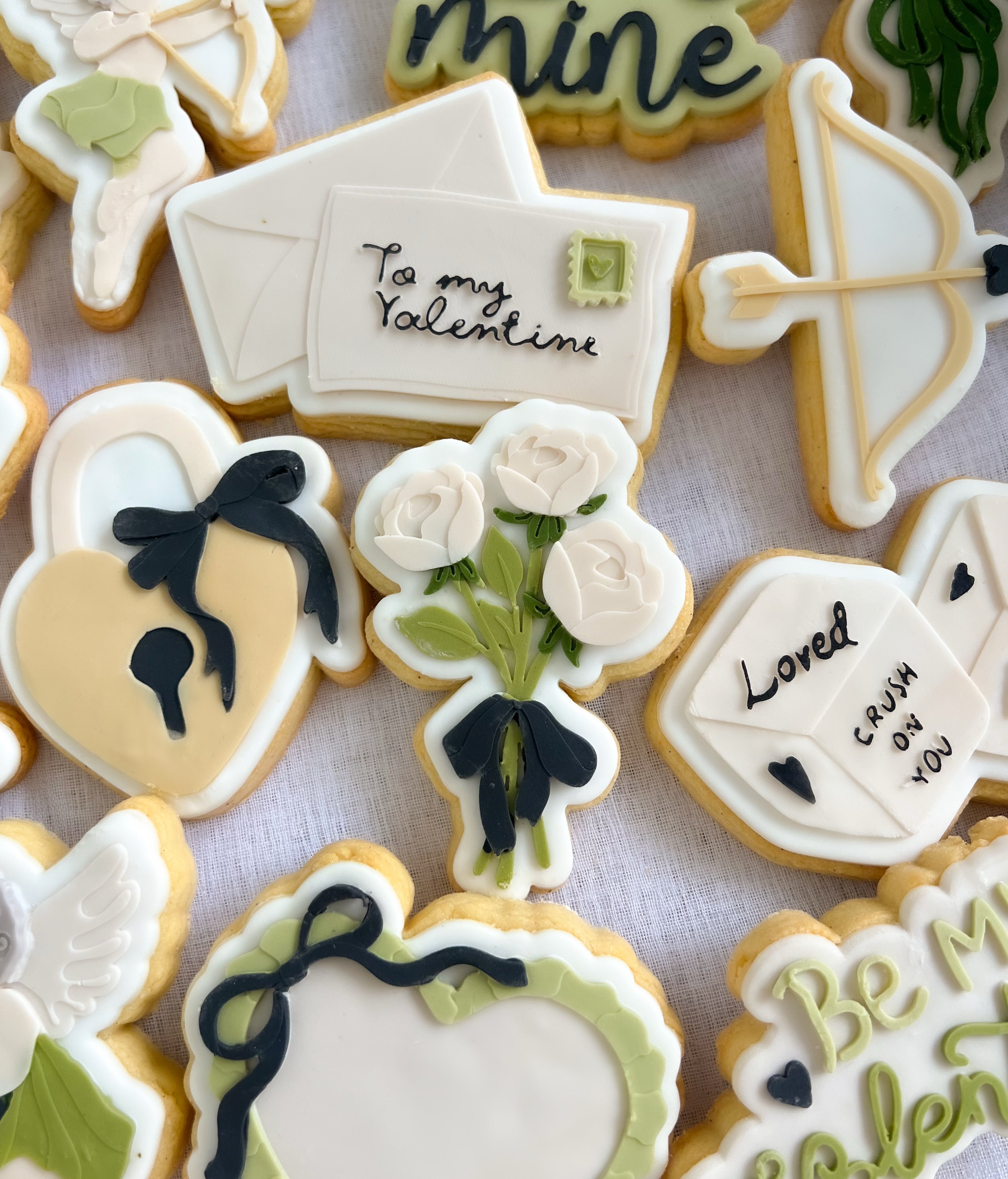 Rose bunch V2 debosser and cutter