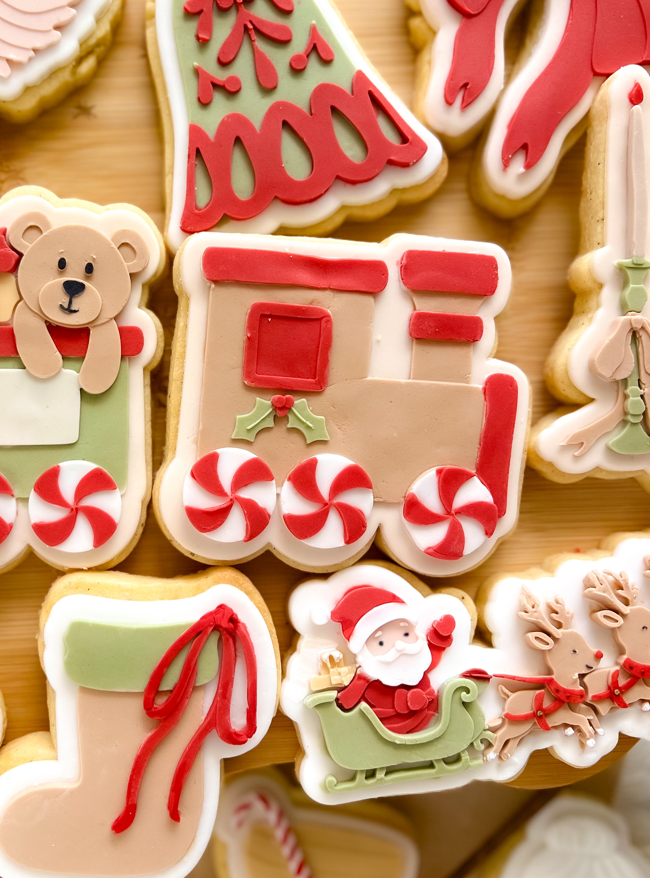 Christmas train carriage 1 debosser and cutter