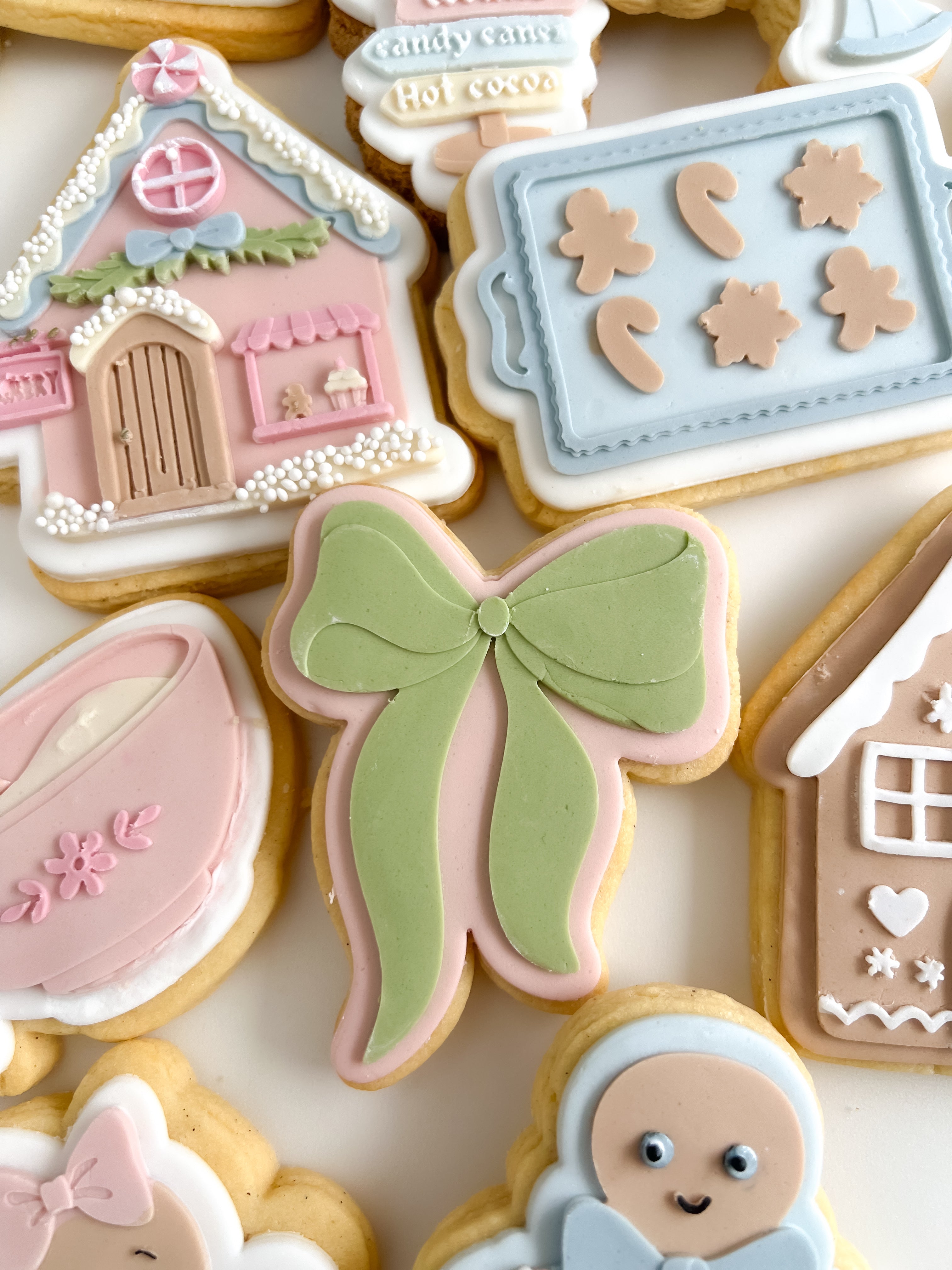 Christmas bow V2 debosser and cutter