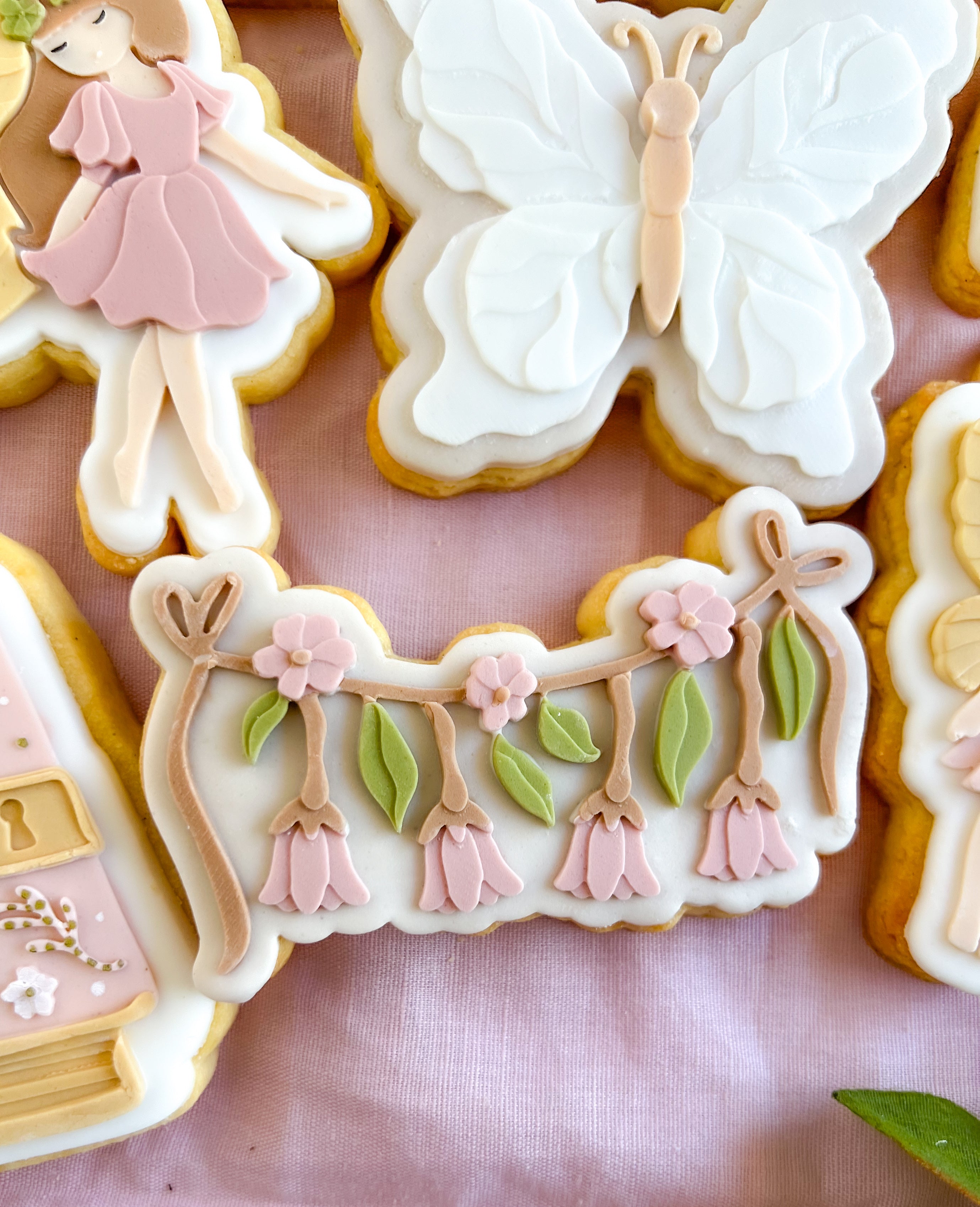 Fairy bell flower bunting debosser and cutter