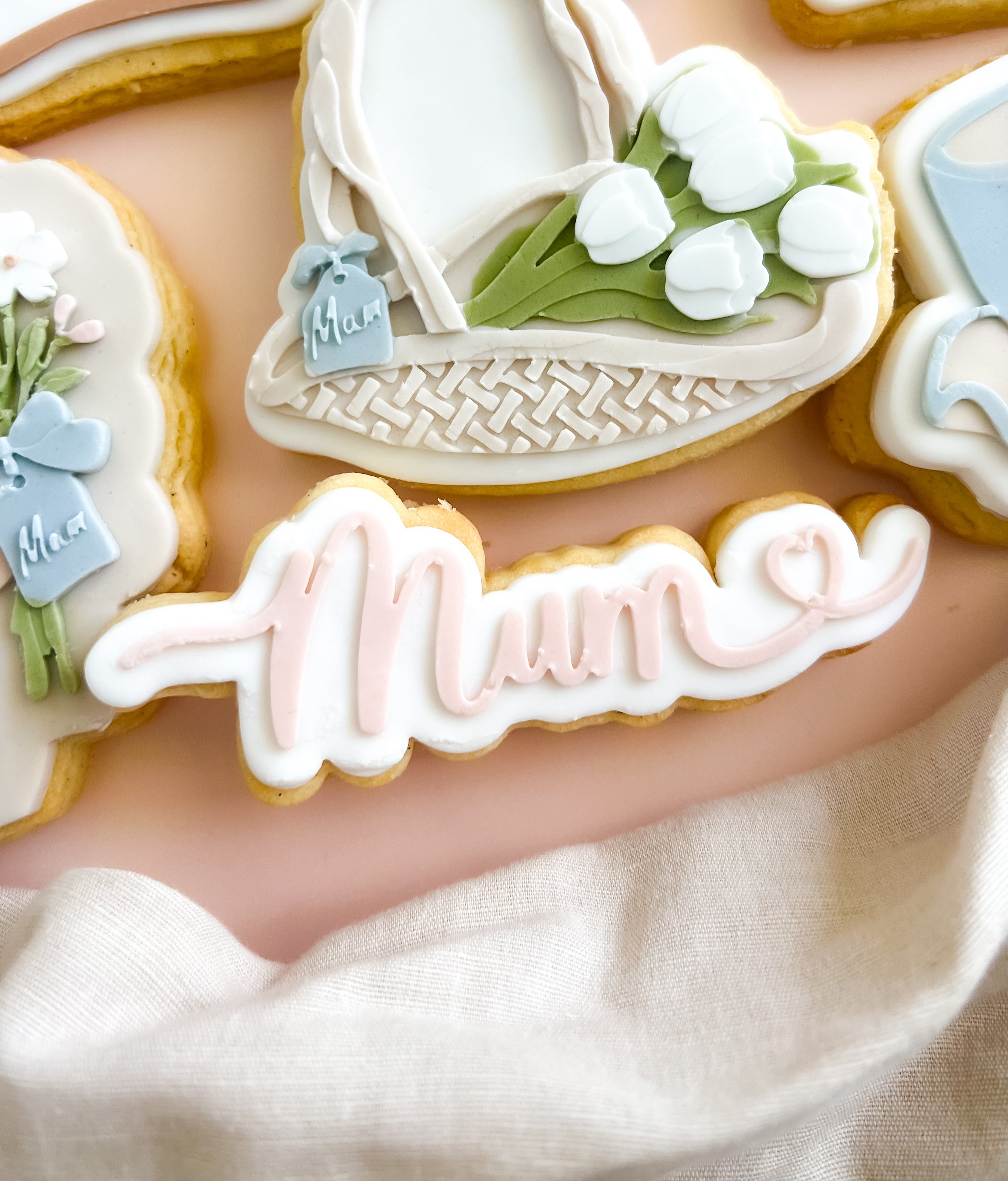 Cursive Mum debosser and cutter