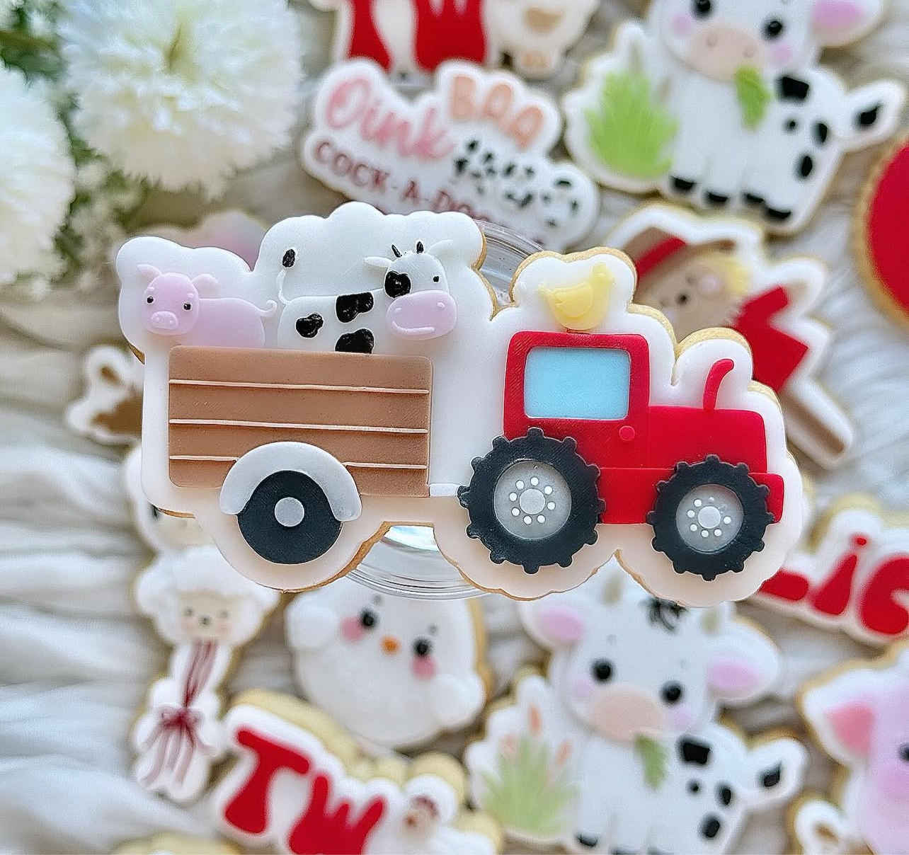 Tractor with trailer and farm animals debosser and cutter