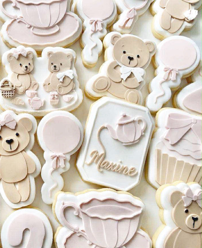 Teddies having picnic debosser and cutter