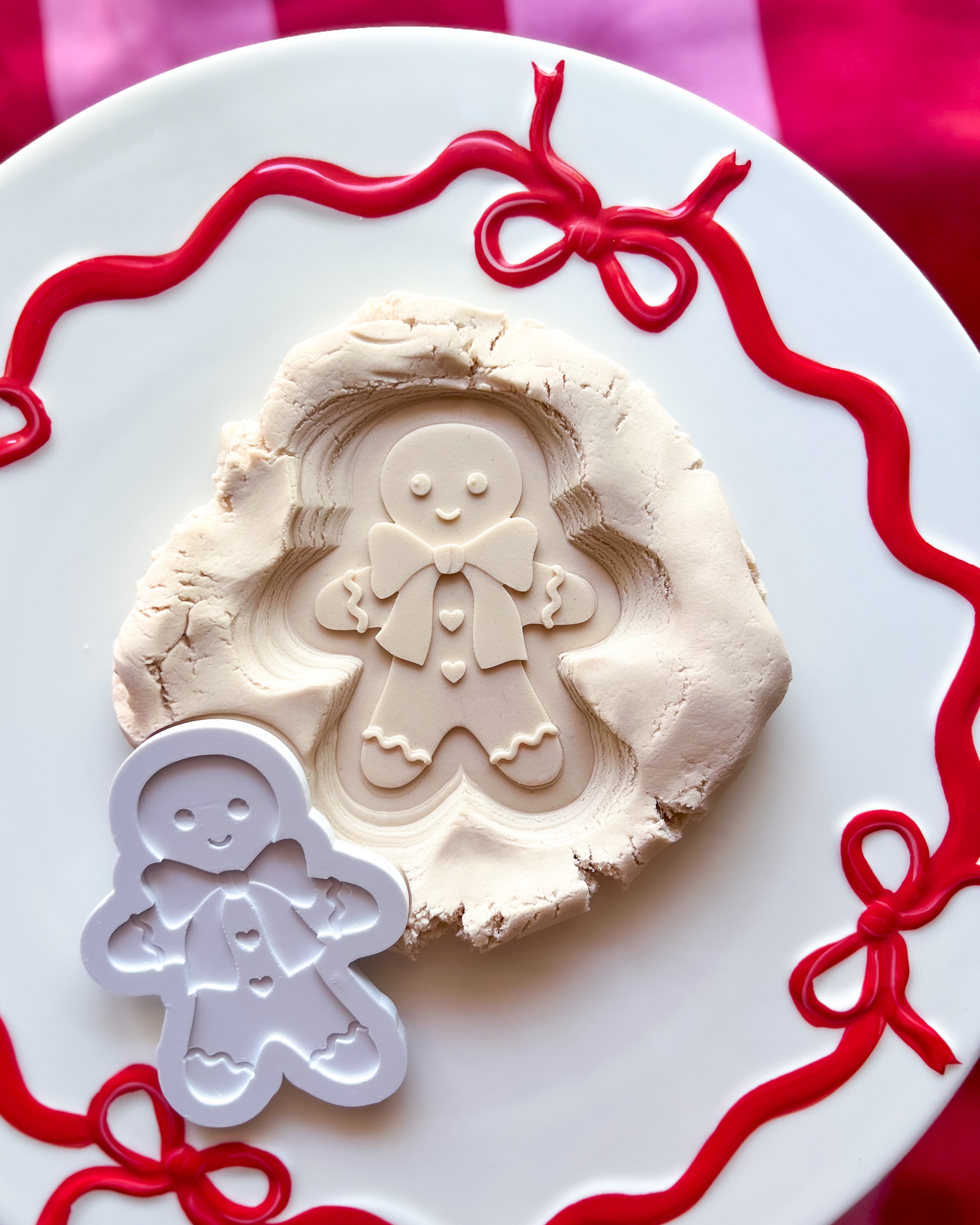 Gingerbread man V2 debosser and cutter