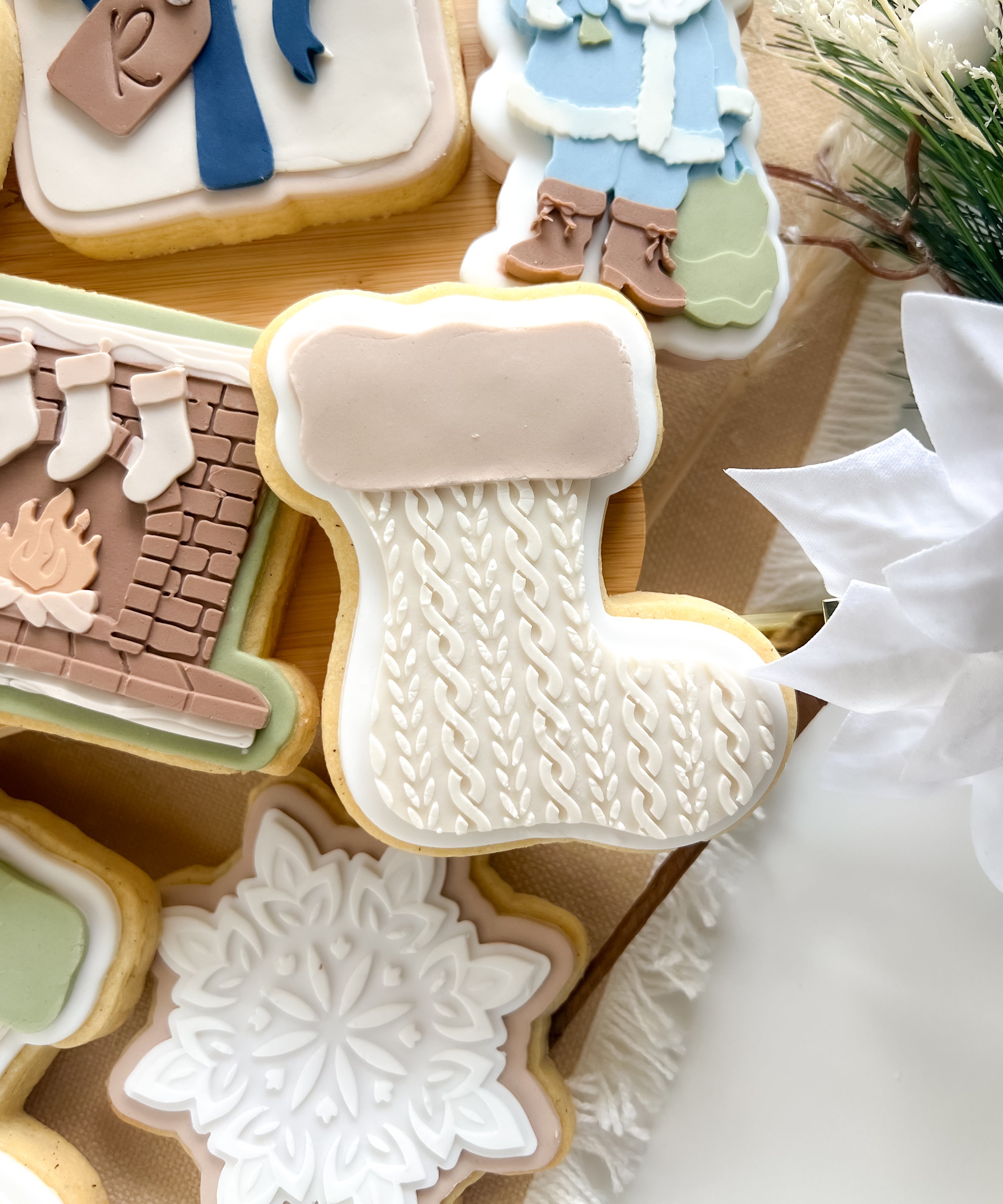 Knit Christmas stocking V2 debosser and cutter