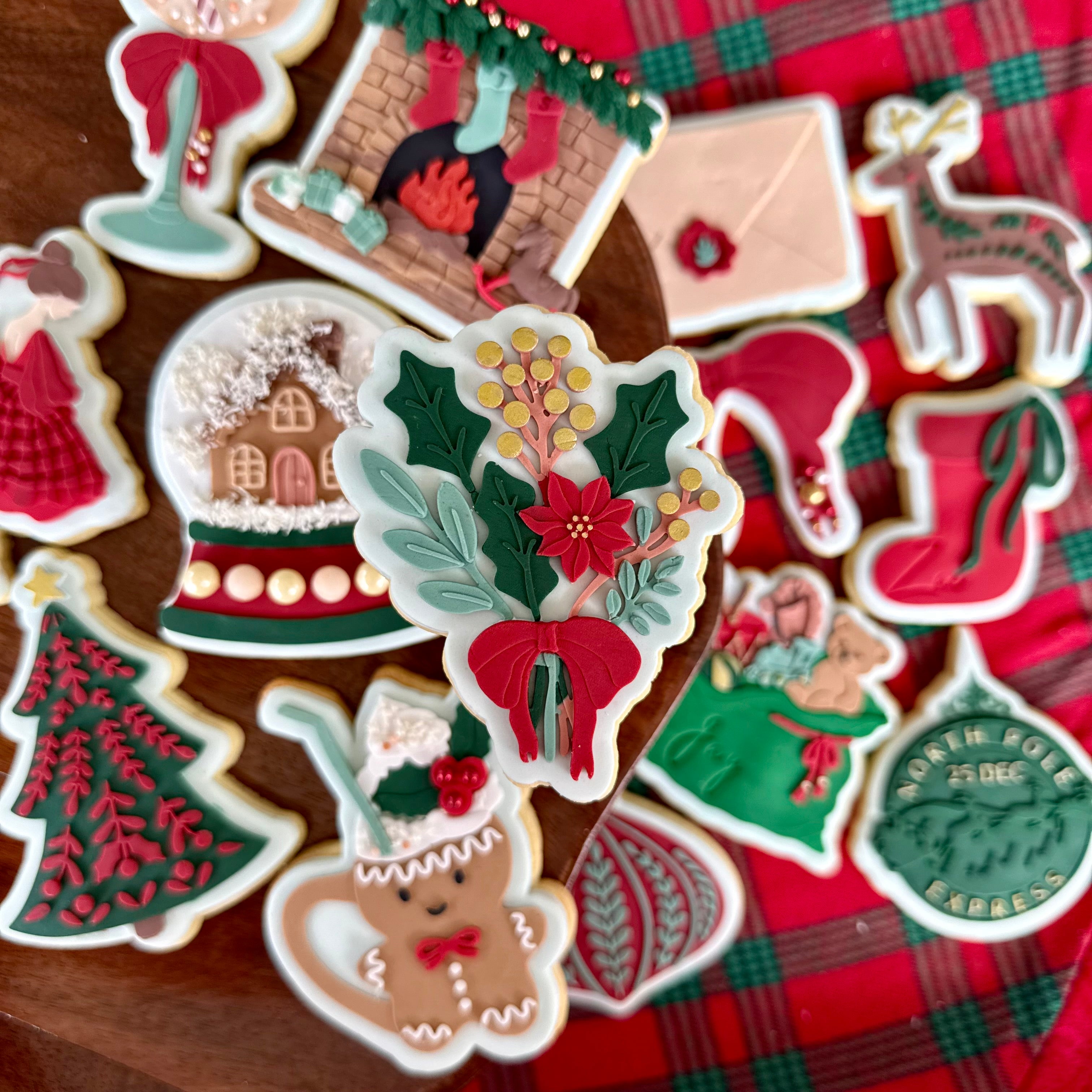 Christmas bouquet debosser and cutter