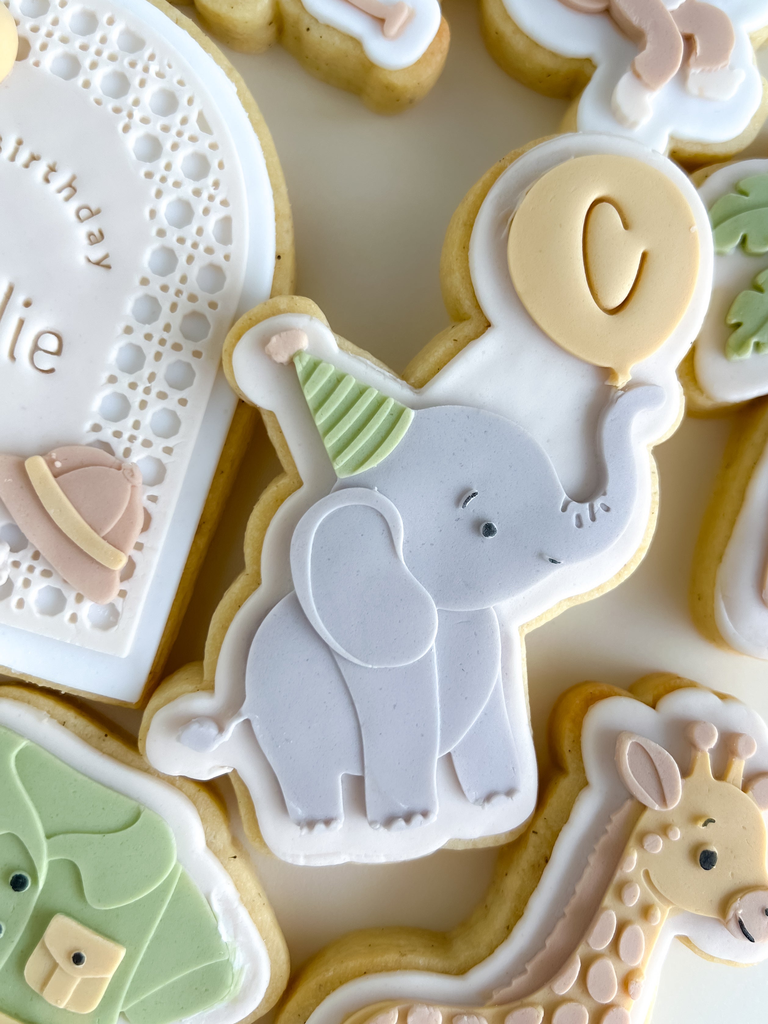 Elephant with balloon debosser and cutter