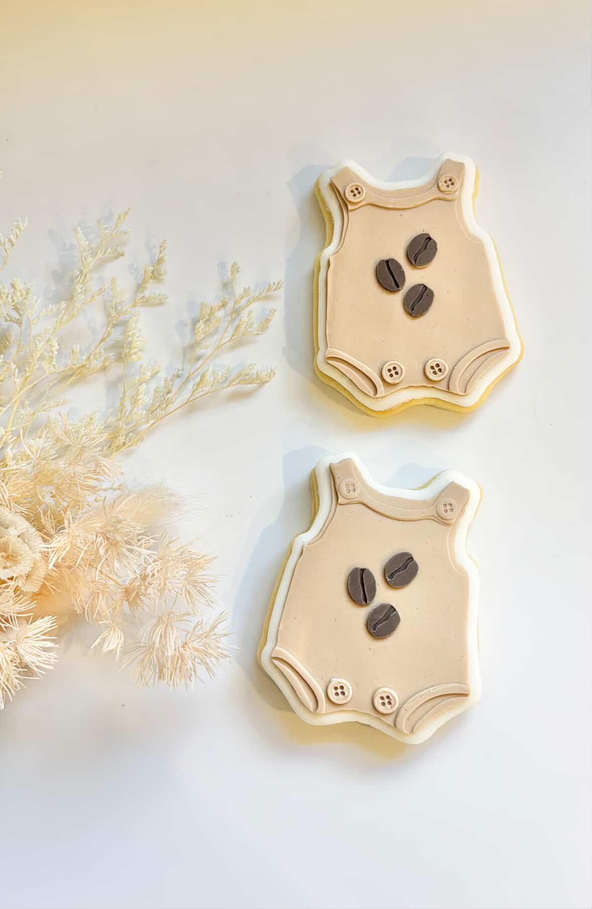 Coffee bean baby onesie debosser and cutter