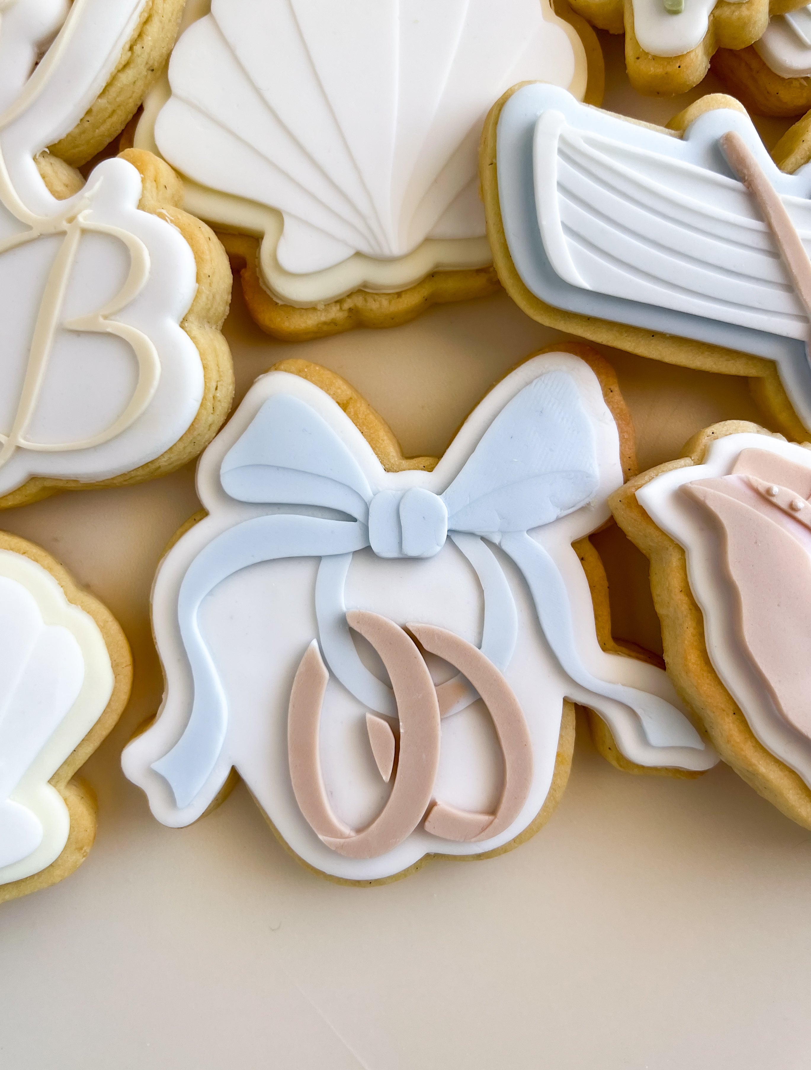 Tied wedding rings/ bands debosser and cutter