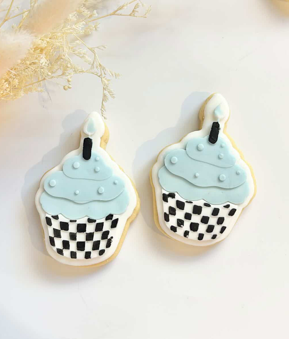 Cupcake with candle debosser and cutter